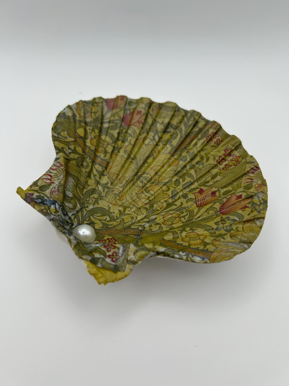 Floral Scallop Trinket Shell Ring Dish - Khaki