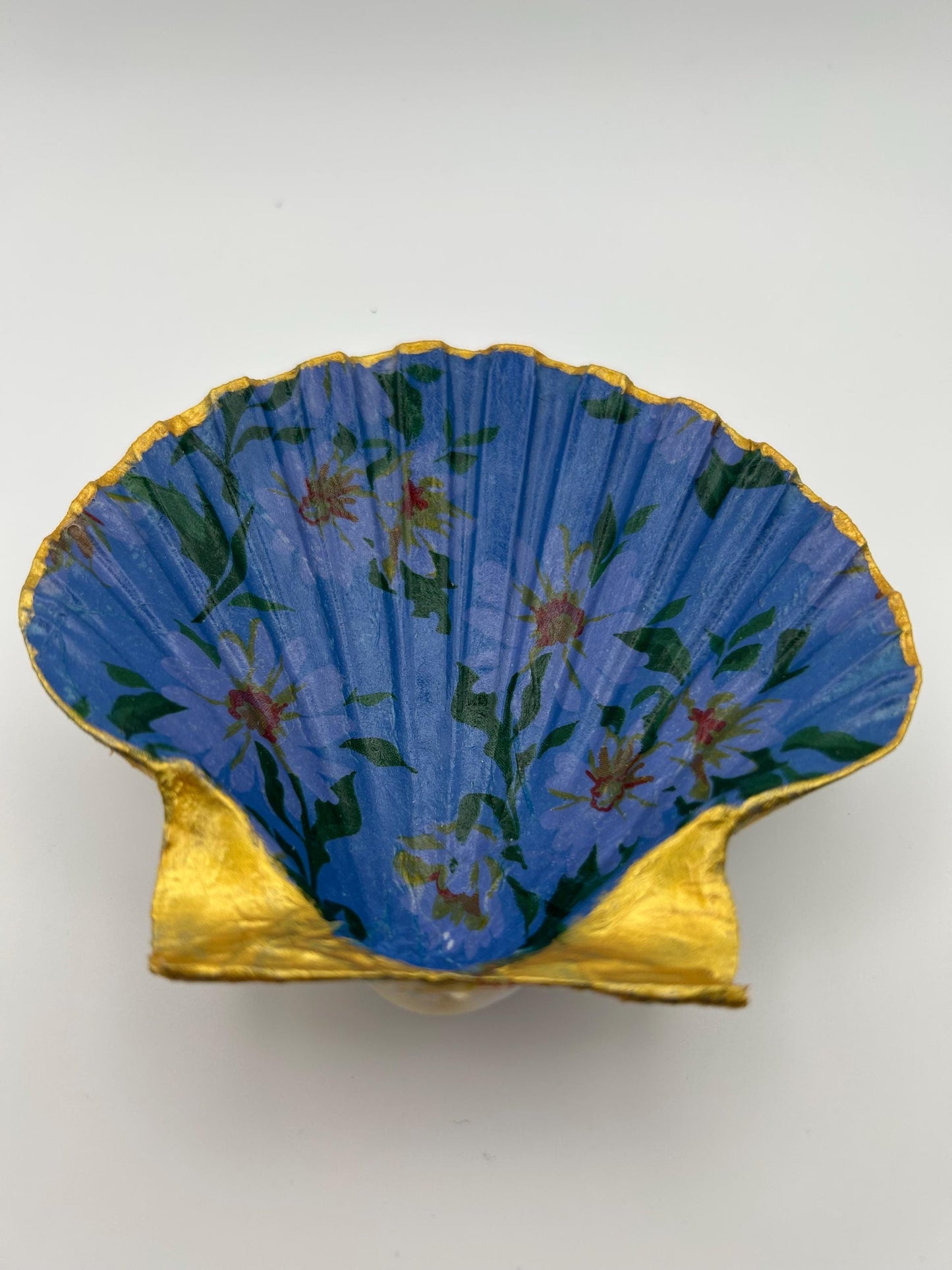 Daisy Scallop Trinket Shell - Blue - Trinket Dish - Ring Holder