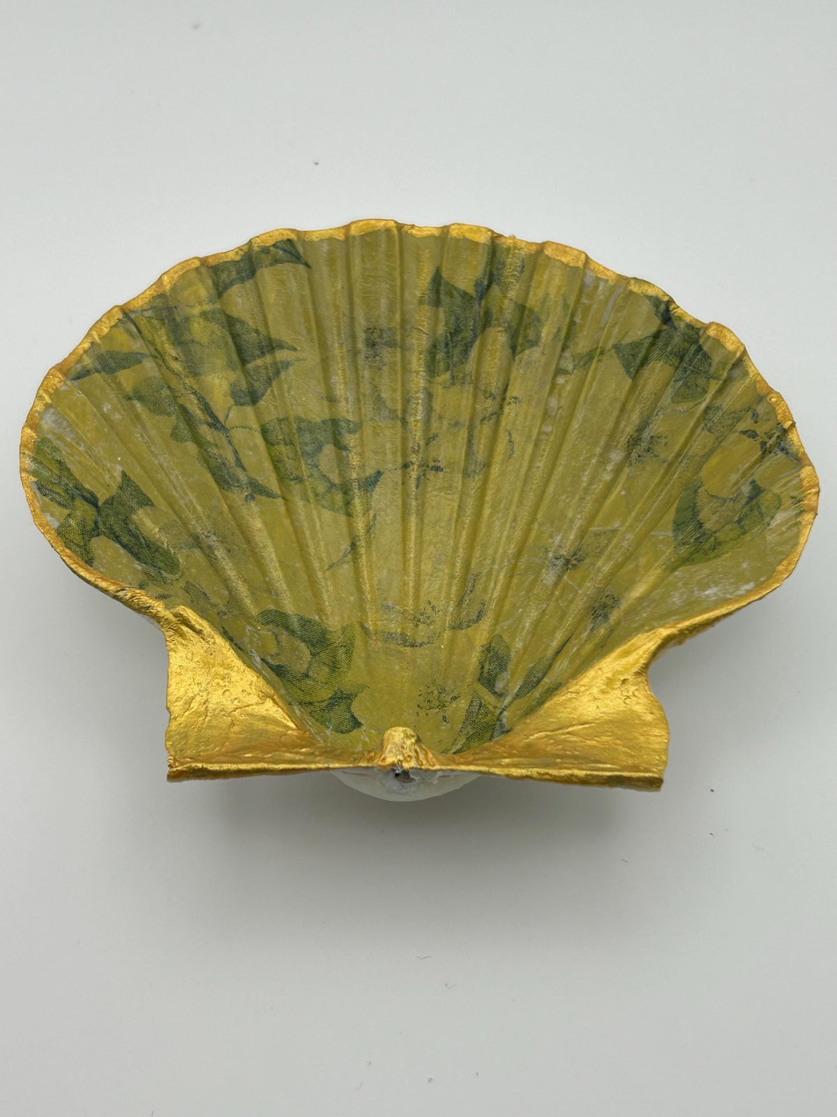 Leaves Scallop Trinket Shell Ring Dish - Green and Gold