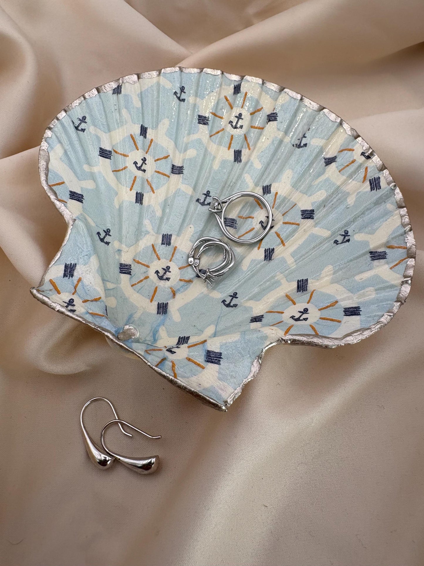 Decoupaged Scallop Shell Trinket Dish – Blue White Nautical Ring Holder