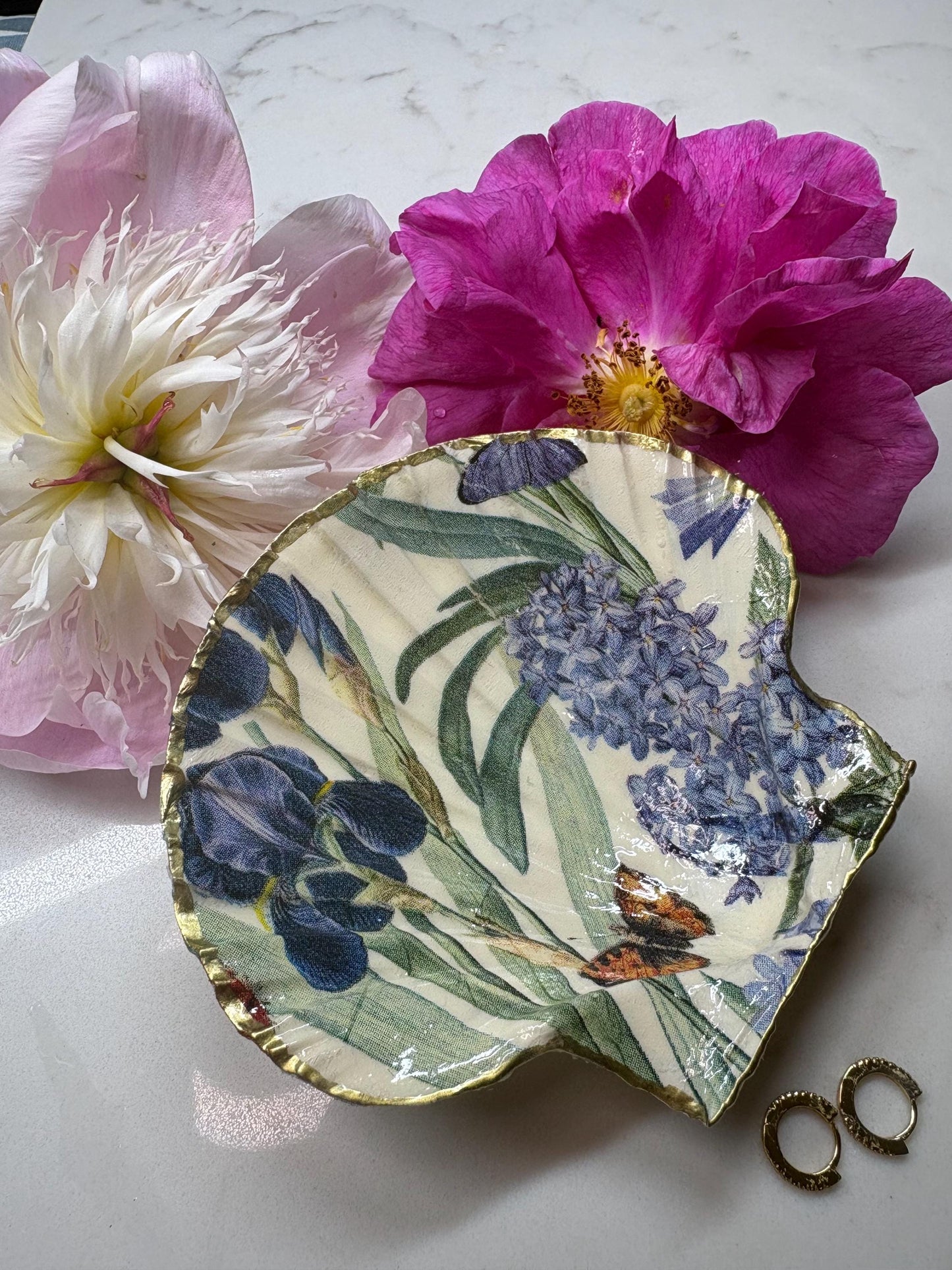 Decoupage Scallop Shell Trinket Dish | Botanical Iris Hyacinth Ring Holder