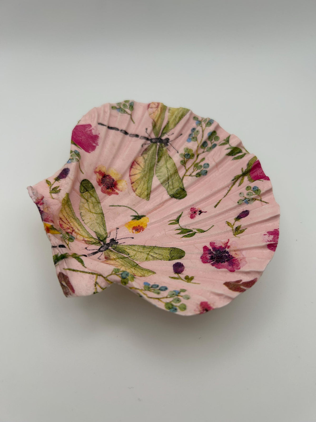 Decoupaged Scallop Shell Ring Dish – Pink Dragonfly Floral Trinket Holder