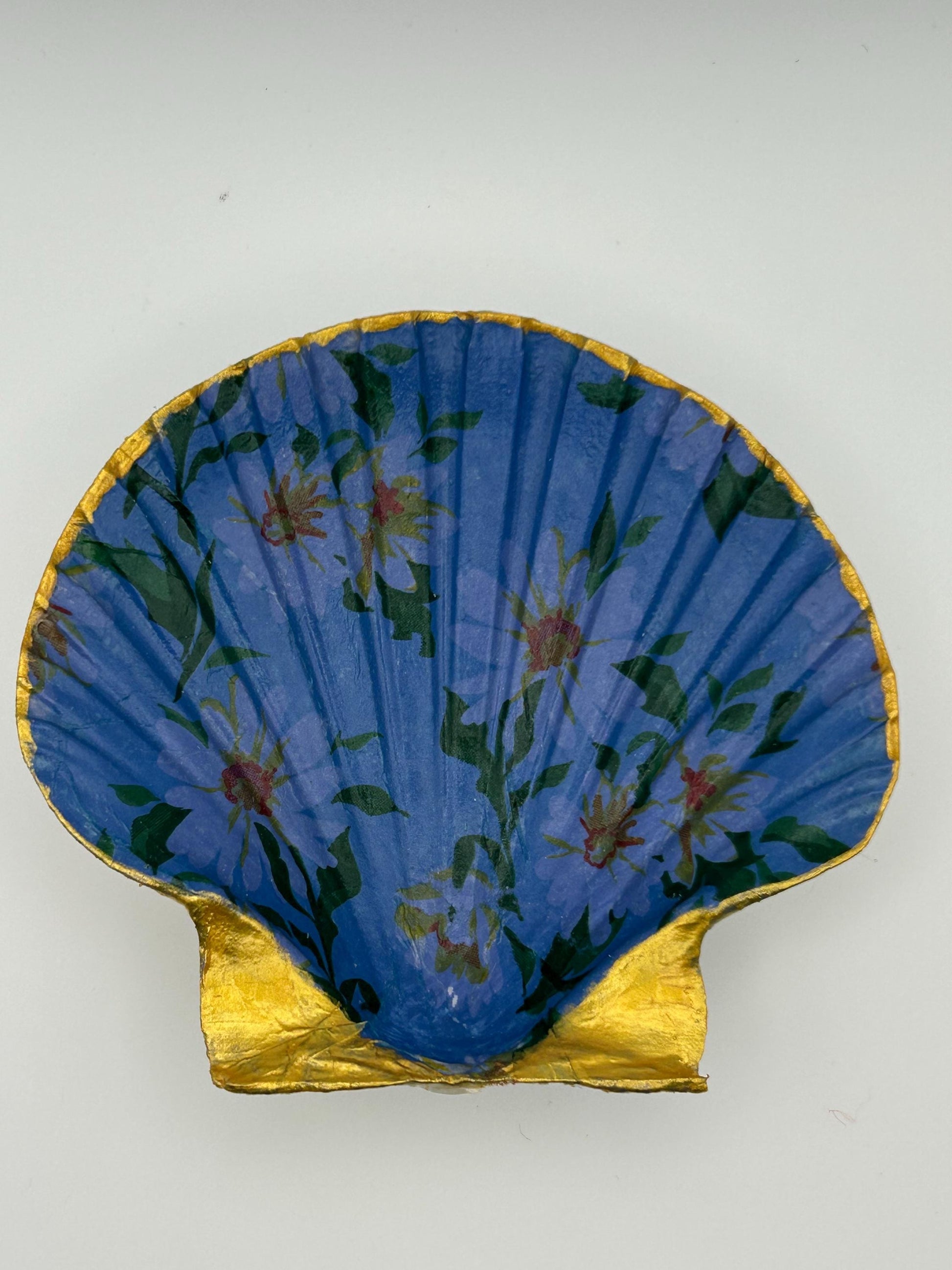 Daisy Scallop Trinket Shell - Blue - Trinket Dish - Ring Holder
