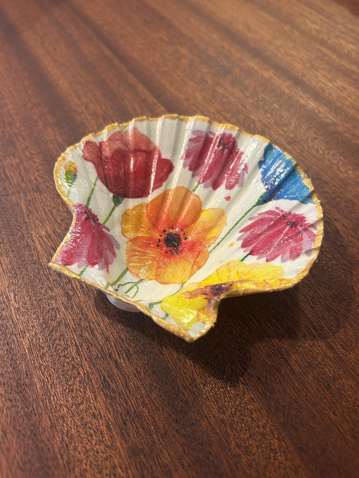 Floral Scallop Trinket Shell Ring Dish - Vibrant