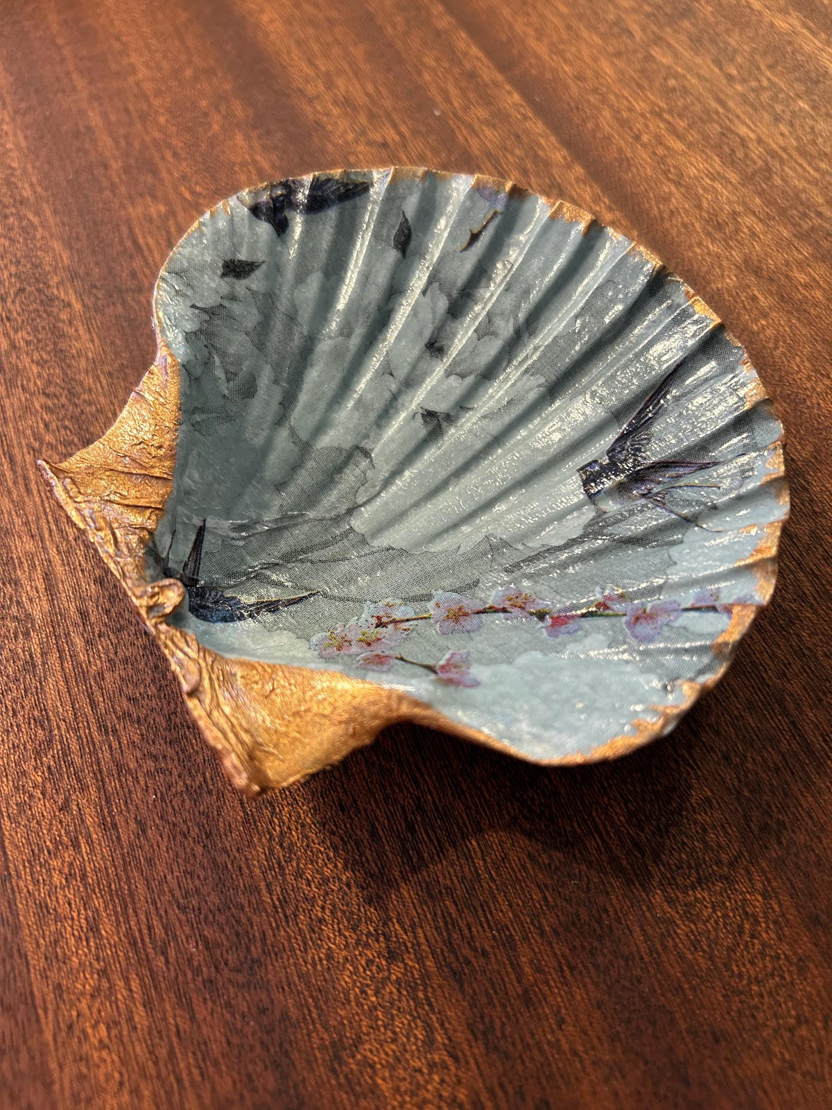 Swallow Scallop Trinket Shell - Blue