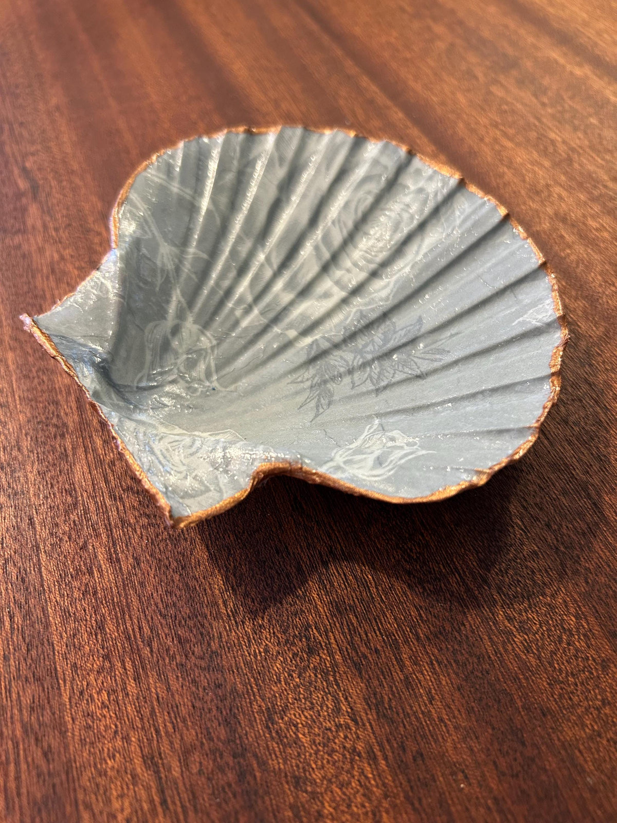 Floral Scallop Trinket Shell Ring Dish - Pale Blue