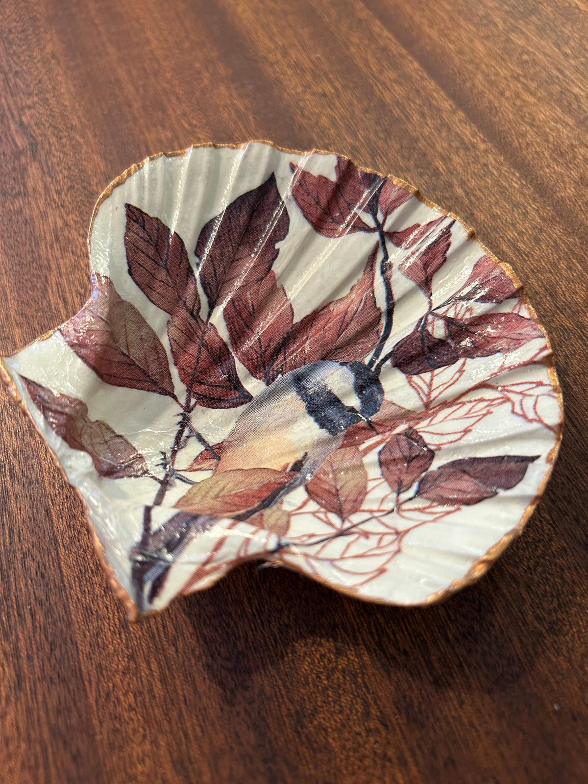 Decoupaged Scallop Shell Ring Dish – Bird and Leaf Design, Pearl Feet - Bird Lover Gift