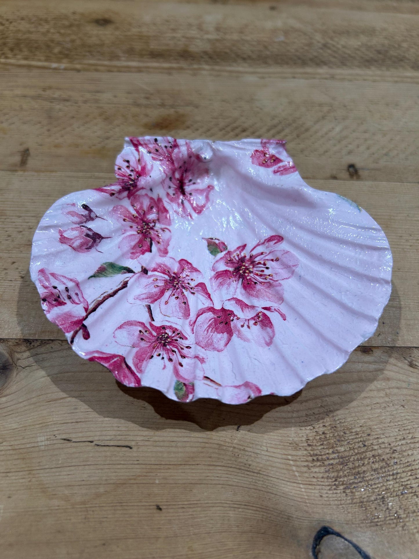 Floral Scallop Trinket Shell Ring Dish - Pink