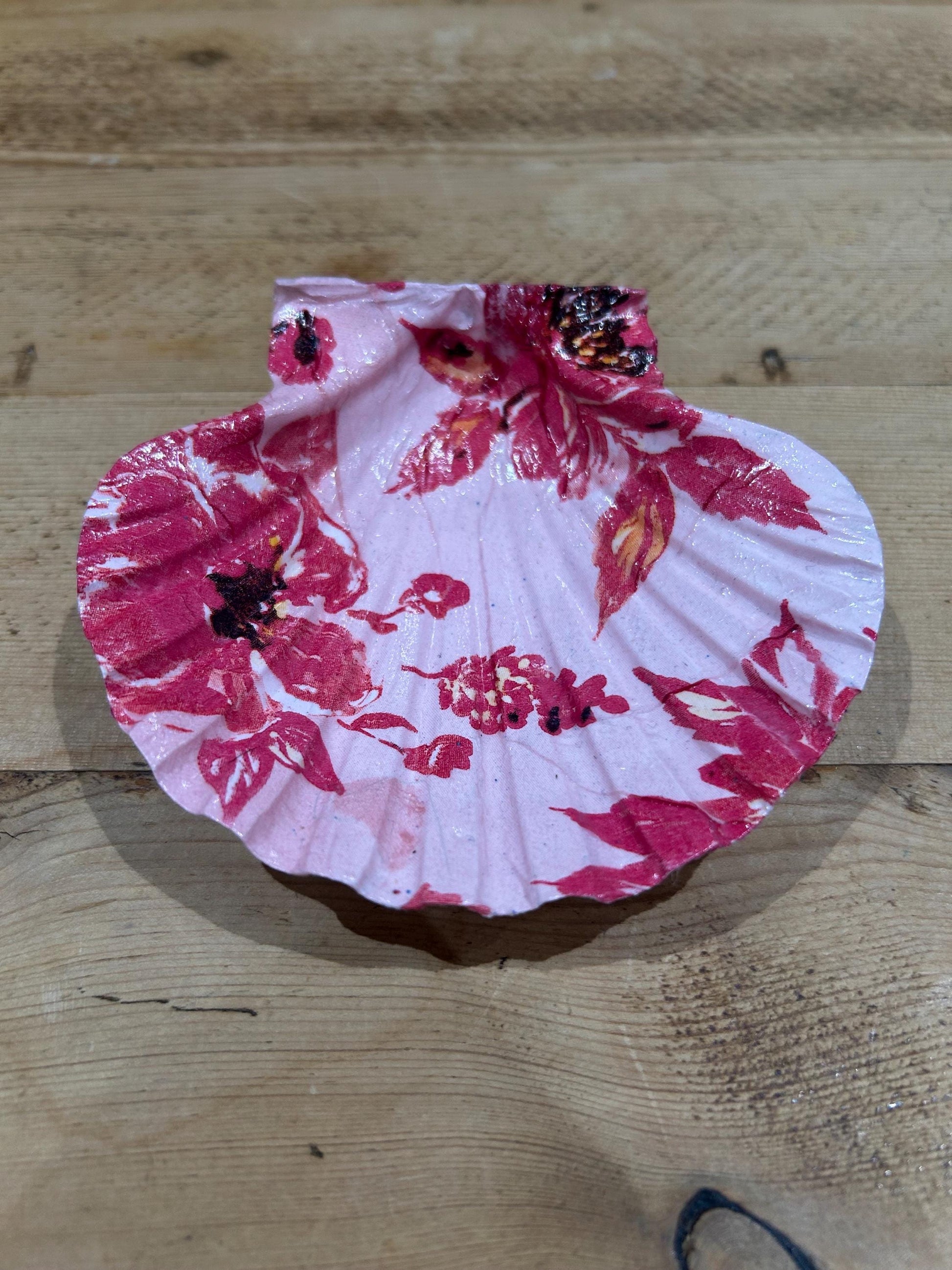 Floral Scallop Trinket Shell Ring Dish - Pink