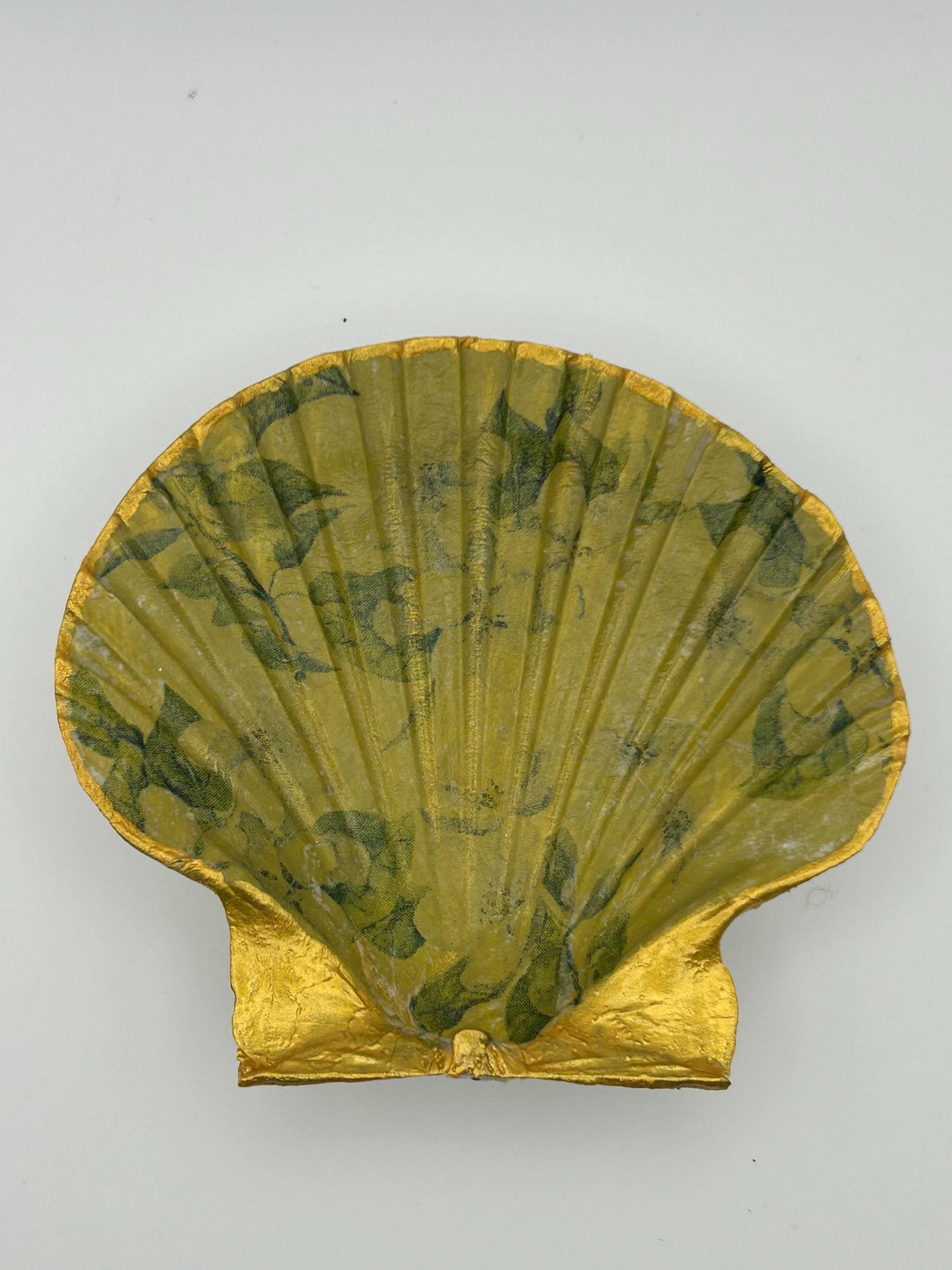 Leaves Scallop Trinket Shell Ring Dish - Green and Gold