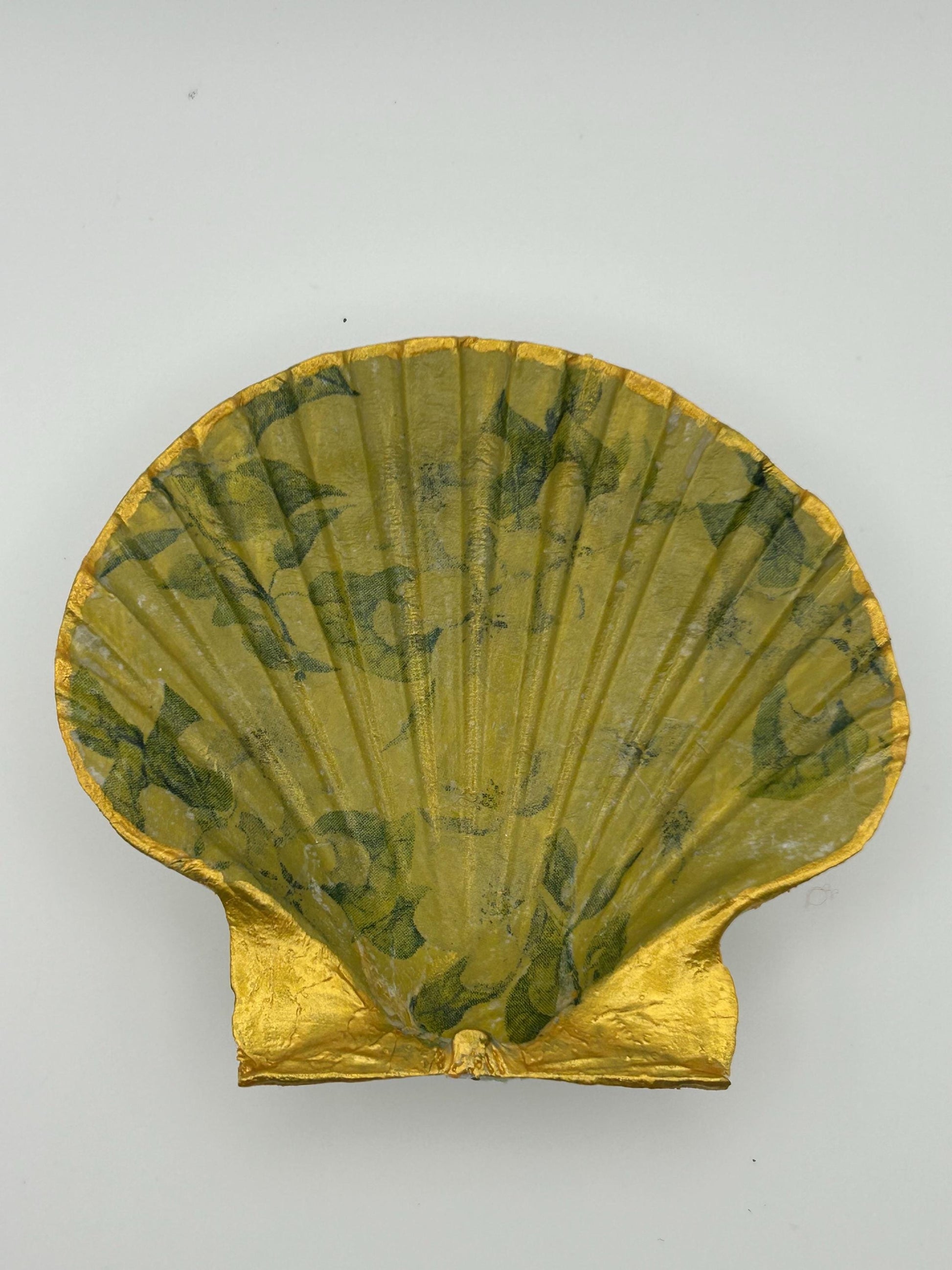 Leaves Scallop Trinket Shell Ring Dish - Green and Gold