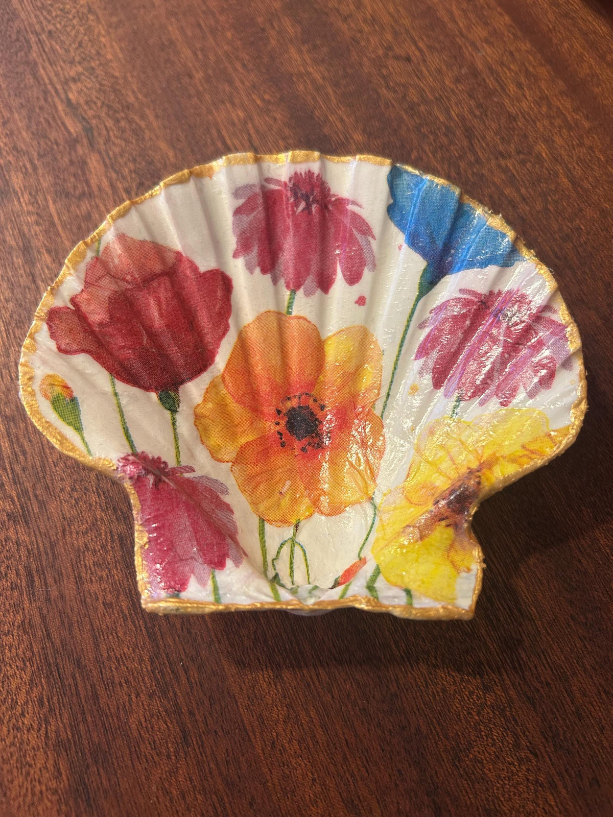 Floral Scallop Trinket Shell Ring Dish - Vibrant