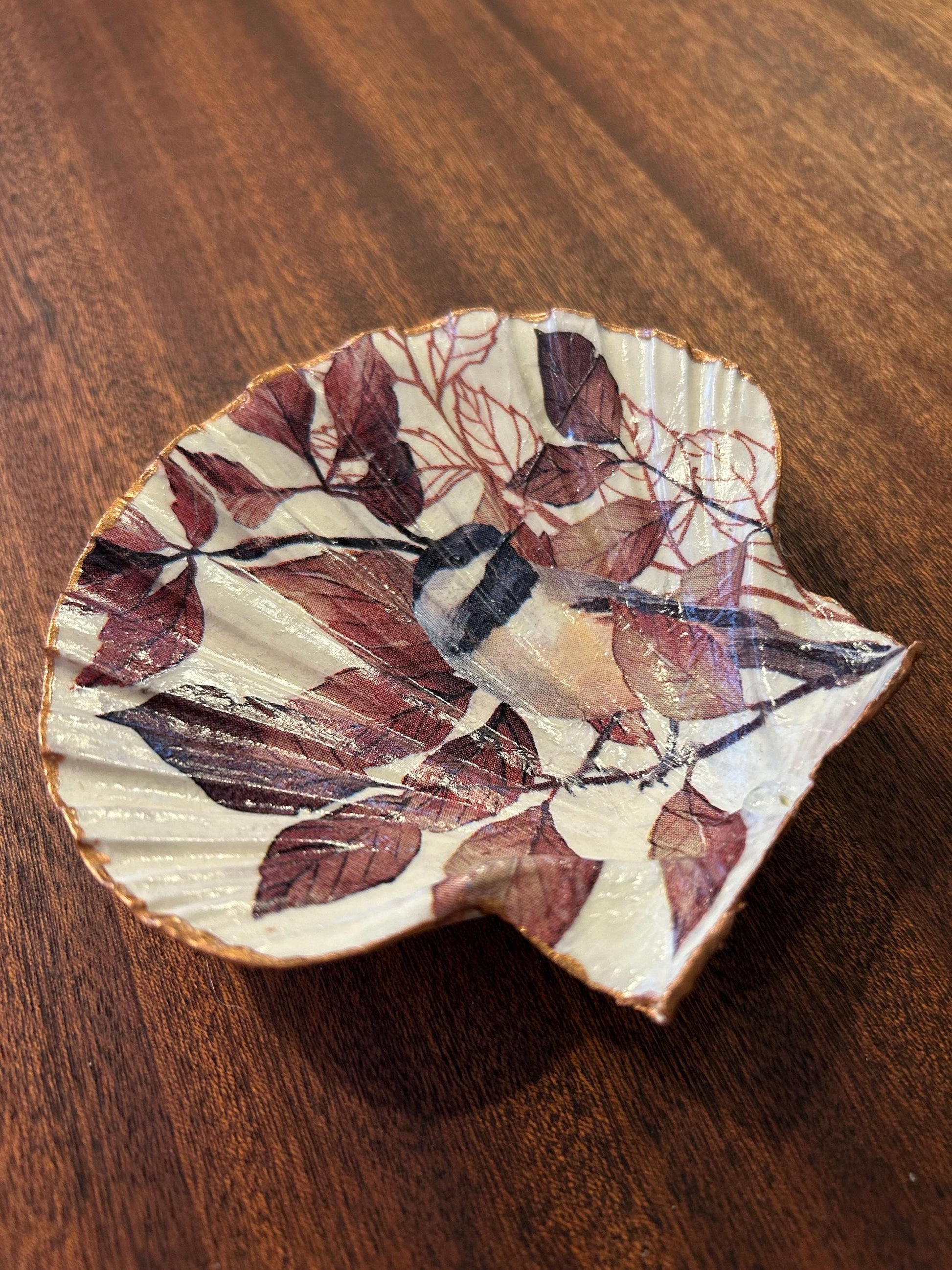 Decoupaged Scallop Shell Ring Dish – Bird and Leaf Design, Pearl Feet - Bird Lover Gift