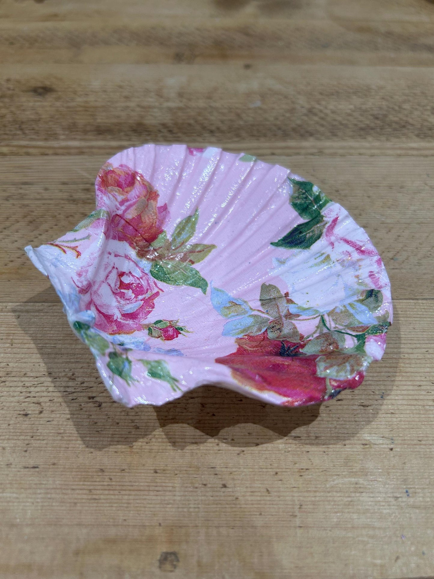 Floral Scallop Trinket Shell Ring Dish - Pink