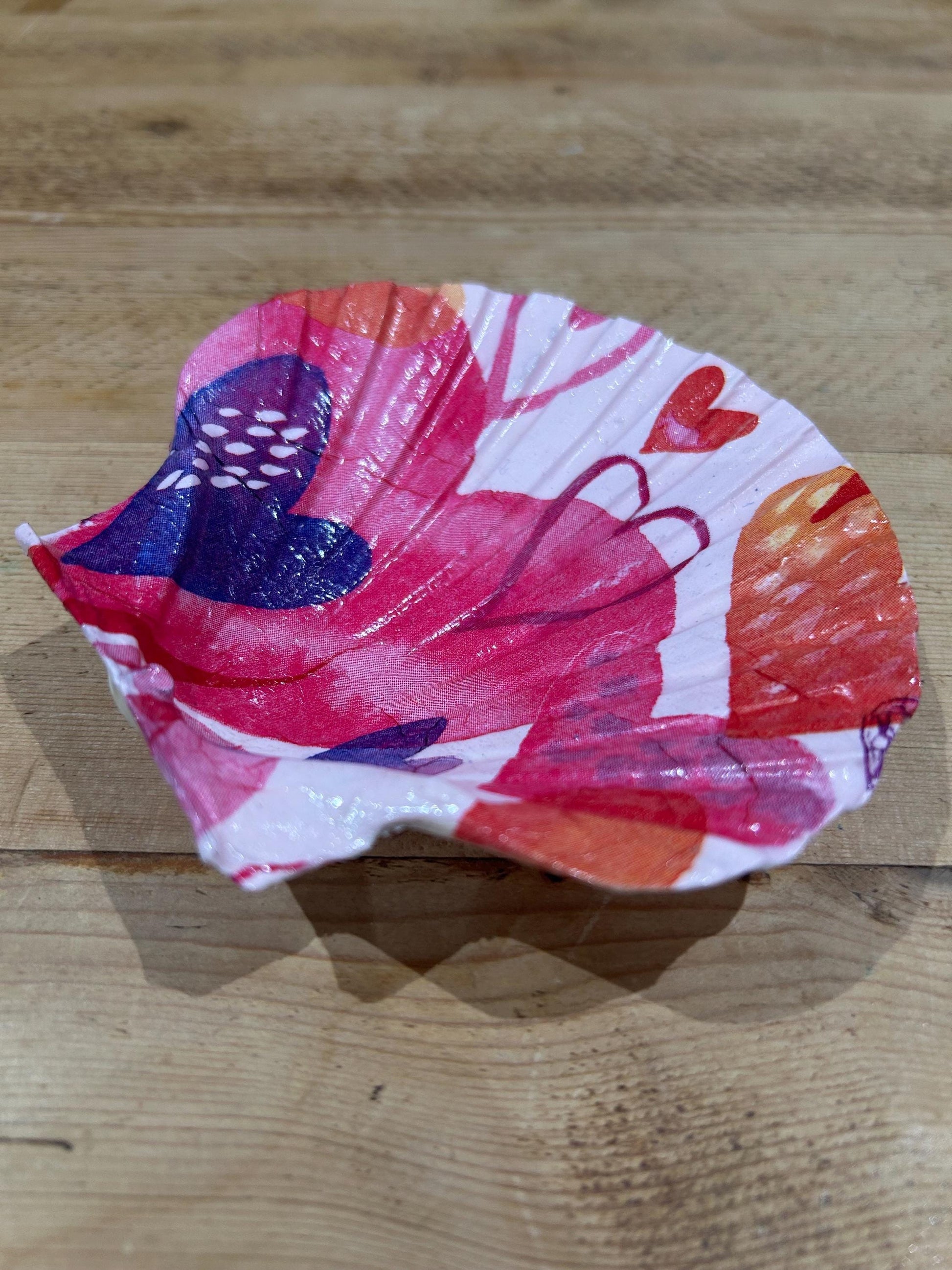 Valentine Scallop Trinket Shell - Pink