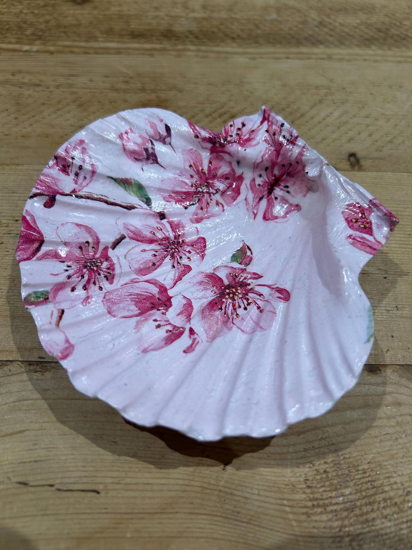 Floral Scallop Trinket Shell Ring Dish - Pink