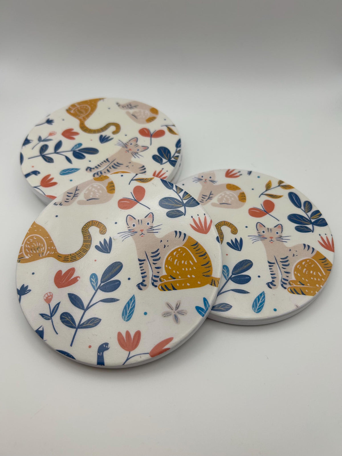 Ceramic Cat Coaster with Cork Back – Modern Kitchen Decor, Drink Protection - Set of 4