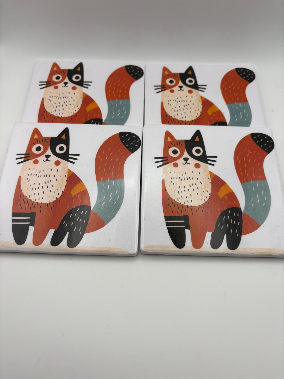 Ceramic Cat Coaster – Modern Kitchen Decor, Housewarming Gift - Set of 4