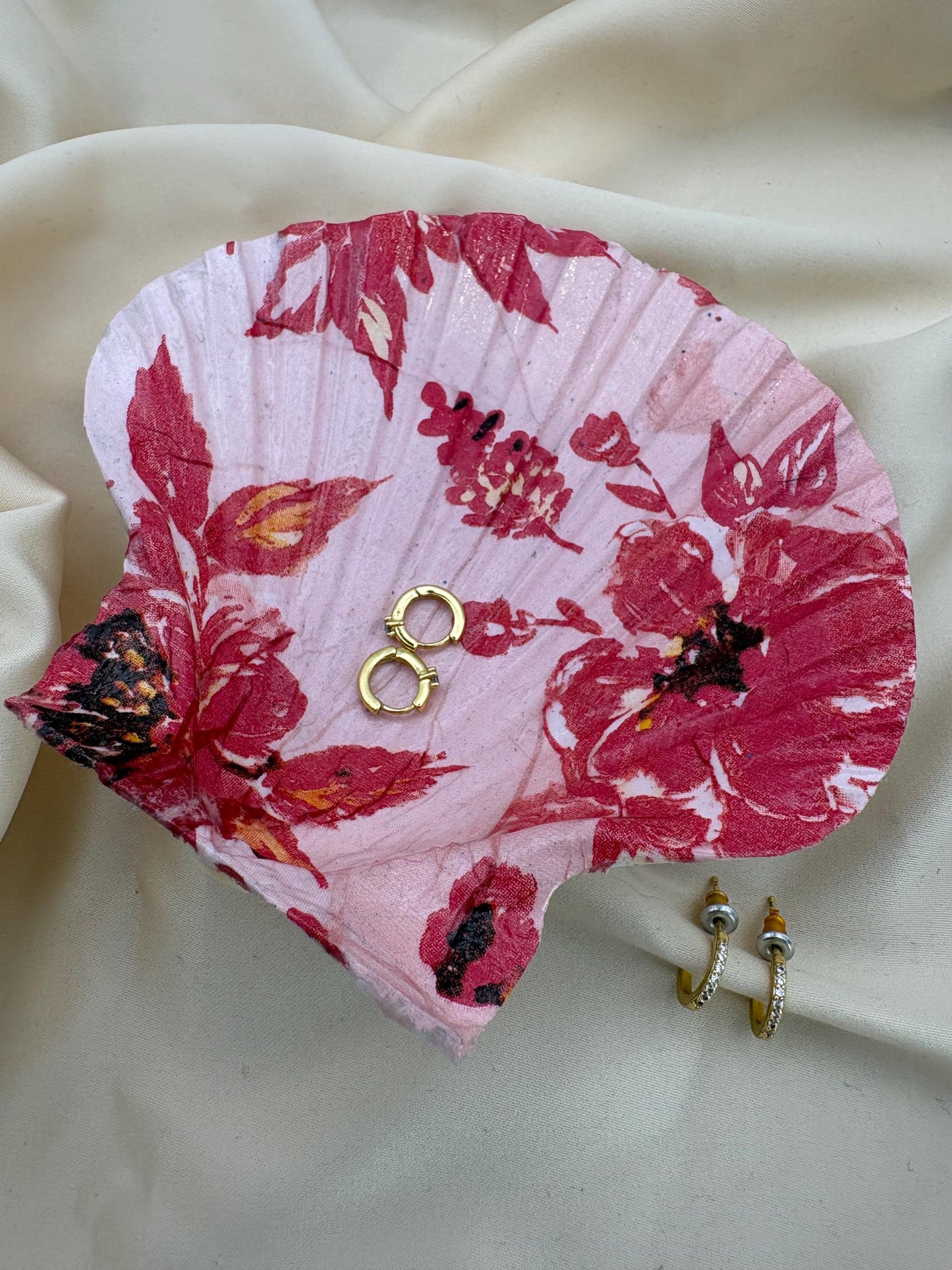 Floral Scallop Trinket Shell Ring Dish - Pink