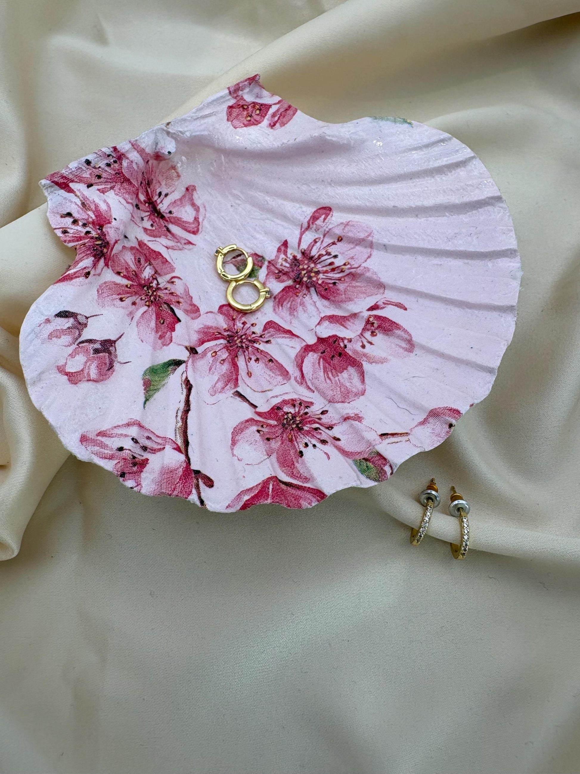 Floral Scallop Trinket Shell Ring Dish - Pink