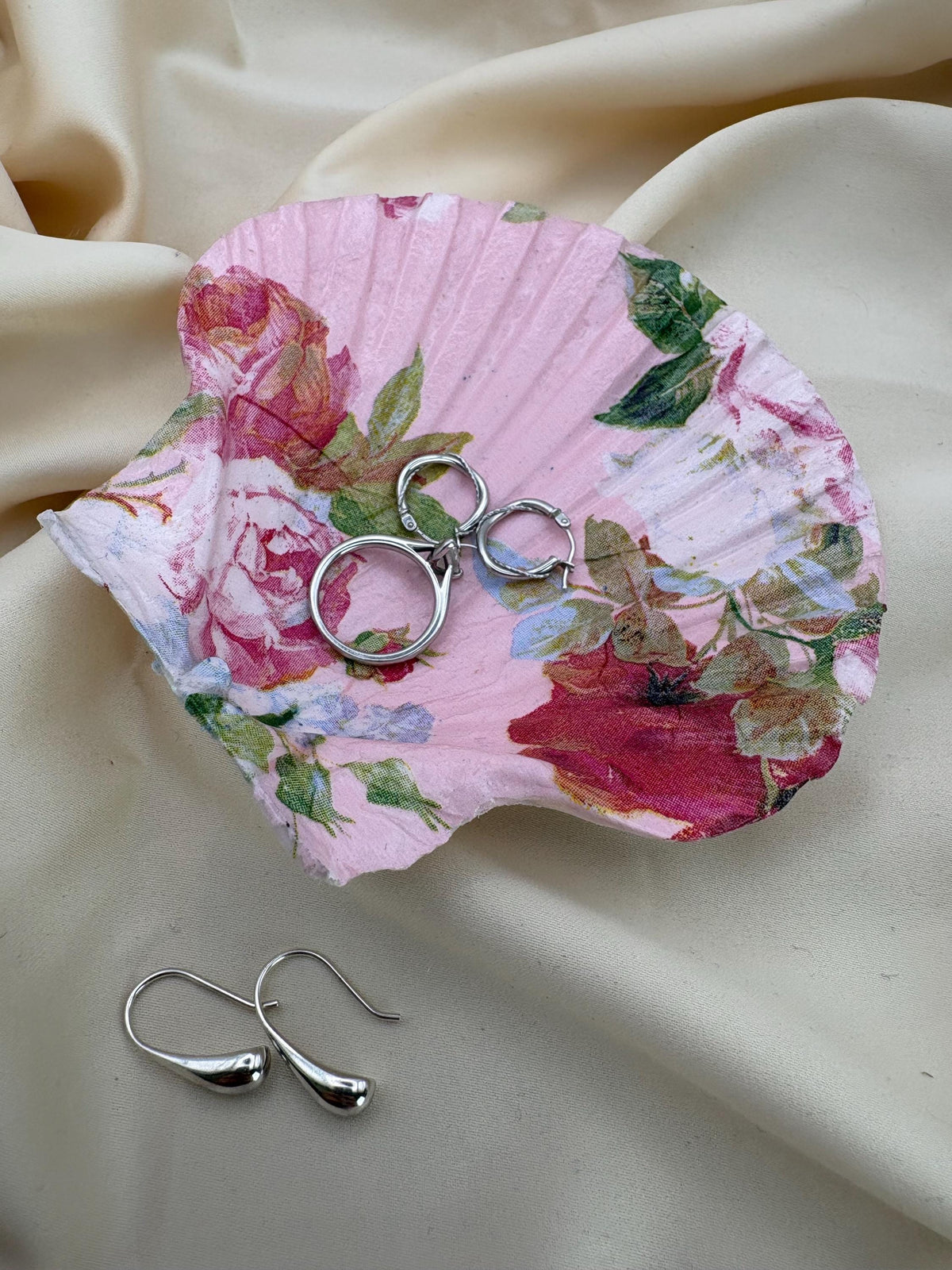 Floral Scallop Trinket Shell Ring Dish - Pink