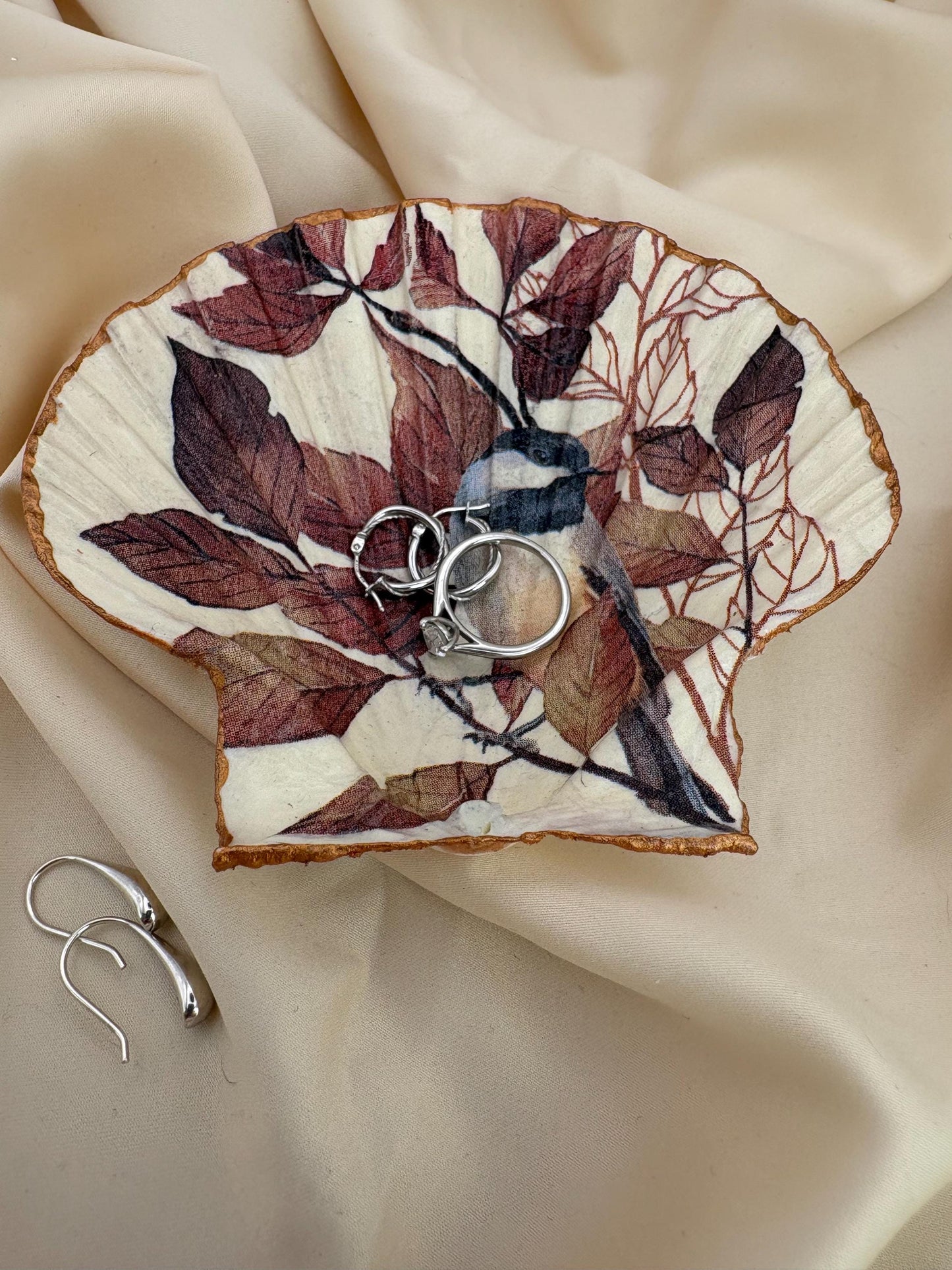 Decoupaged Scallop Shell Ring Dish – Bird and Leaf Design, Pearl Feet - Bird Lover Gift