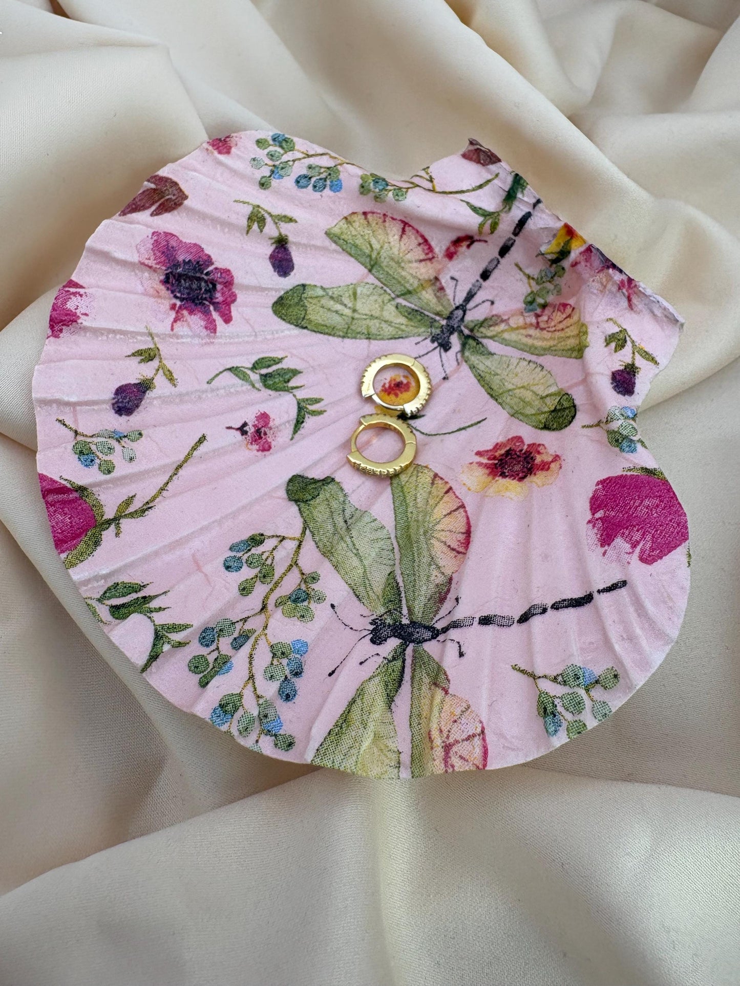 Decoupaged Scallop Shell Ring Dish – Pink Dragonfly Floral Trinket Holder