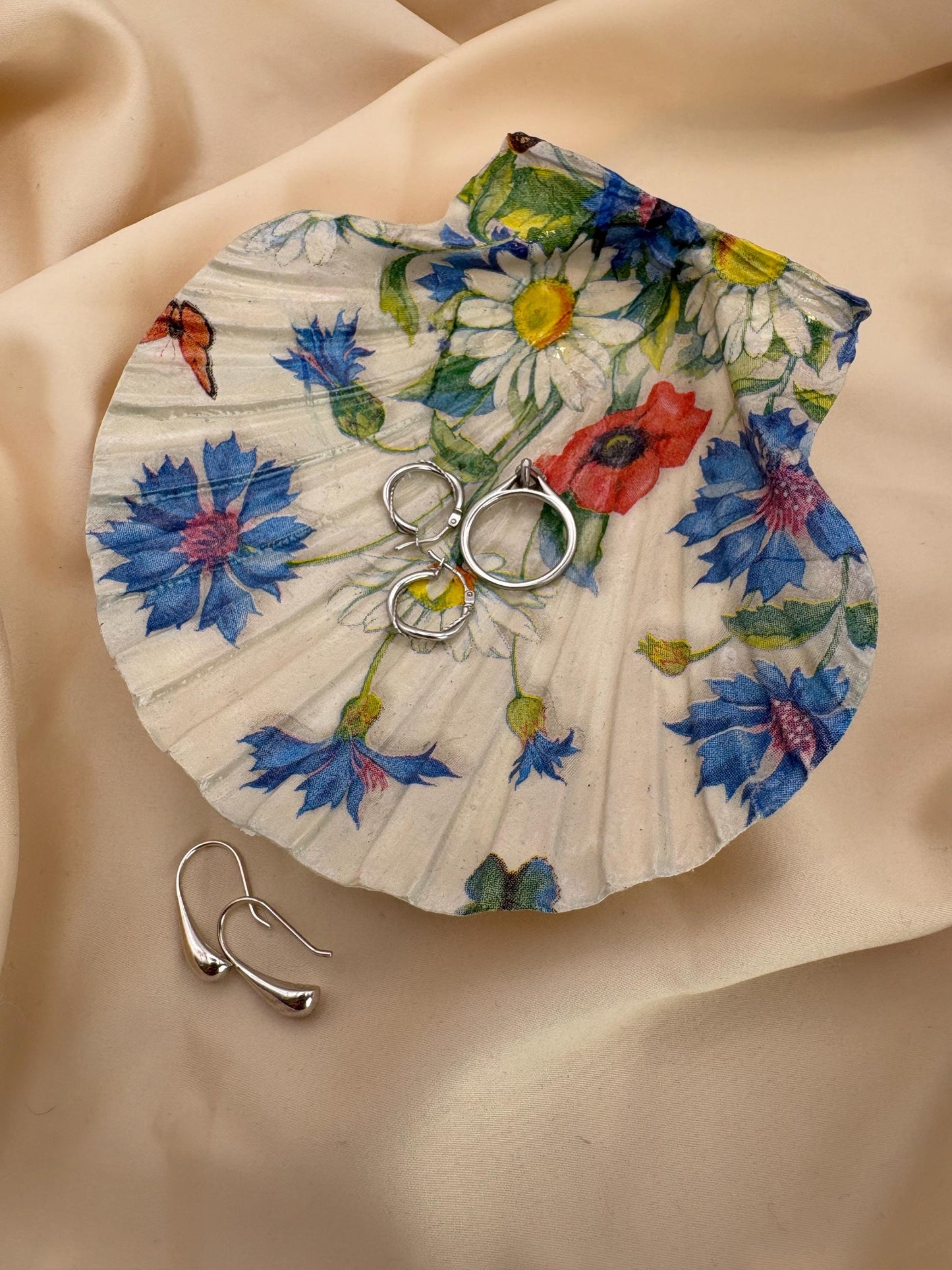 Floral Scallop Trinket Shell - Spring - Trinket Dish - Ring Holder