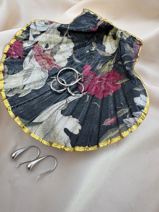 Floral Scallop Trinket Shell Ring Dish - Black/Pink/White