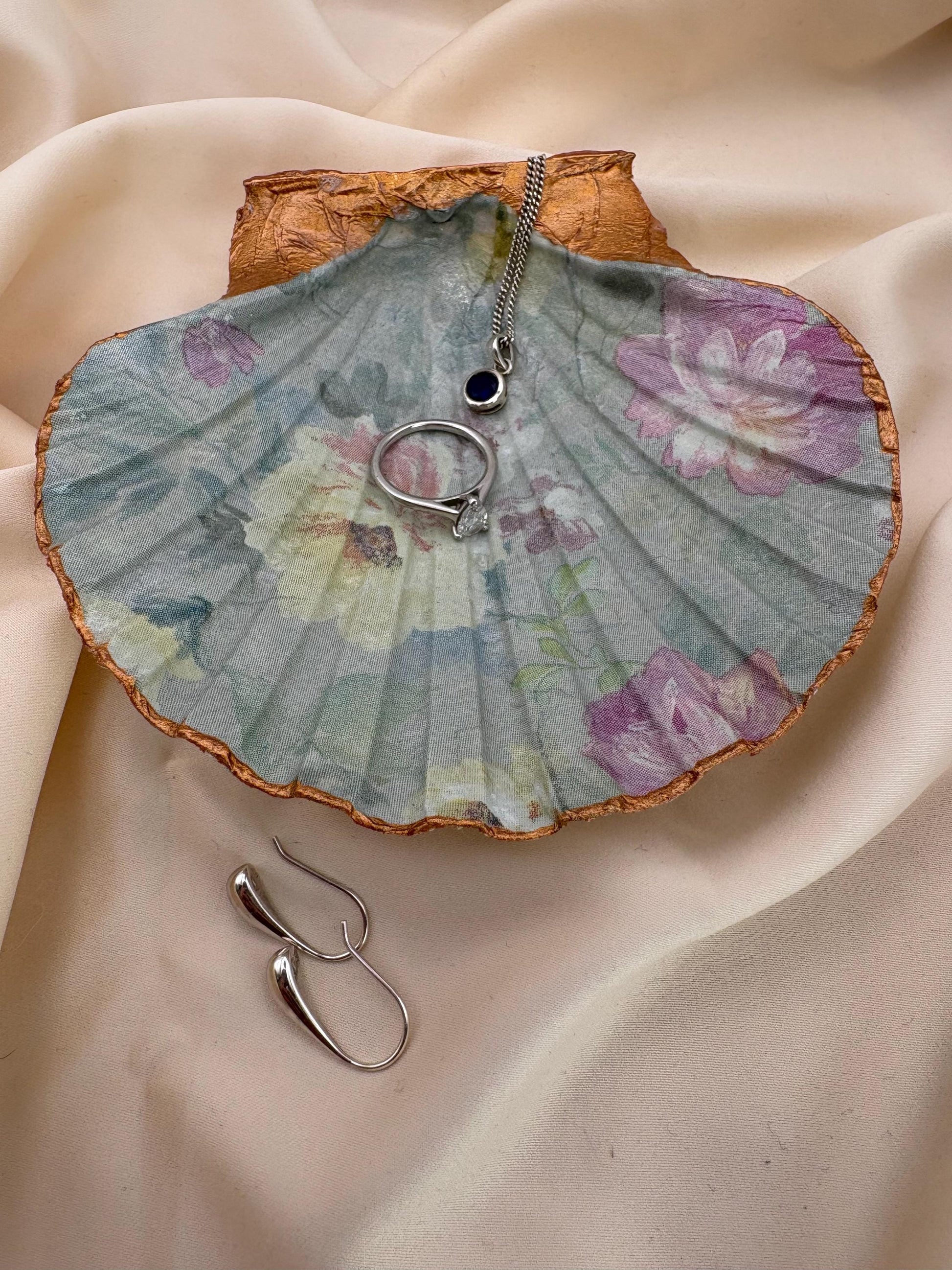 Floral Scallop Trinket Shell Ring Dish - Pastel
