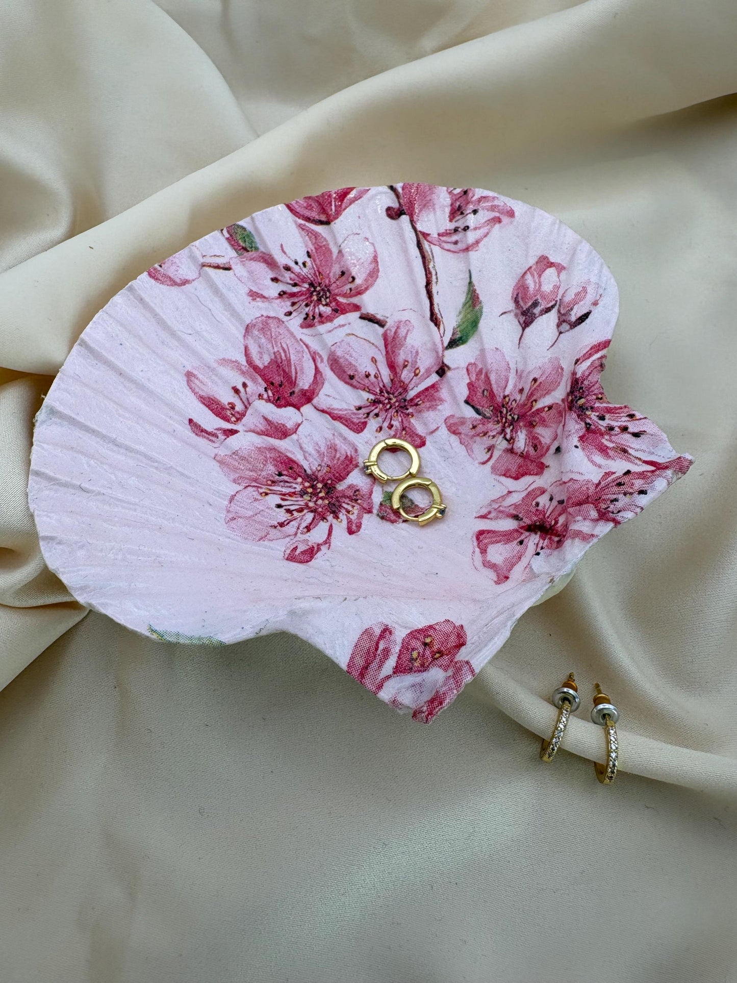 Floral Scallop Trinket Shell Ring Dish - Pink