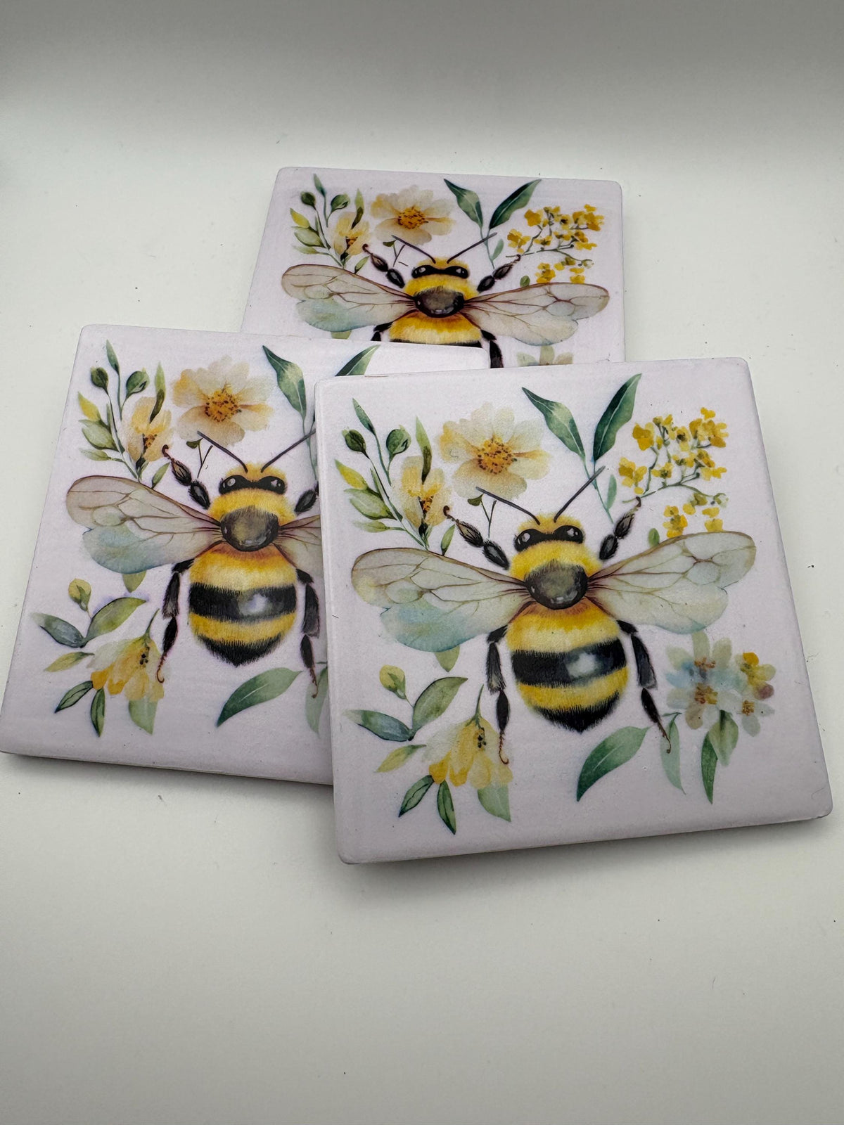 Ceramic Bee Coaster – Modern Kitchen Decor, Drinks Mat (Set of 2)