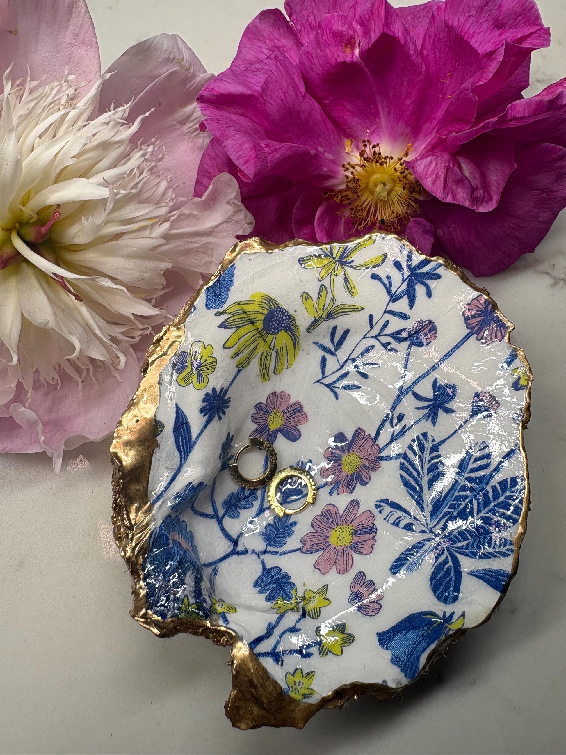 Decoupage Oyster Shell Dish | Wildflower Botanical Print, Gold Edge Ring Tray