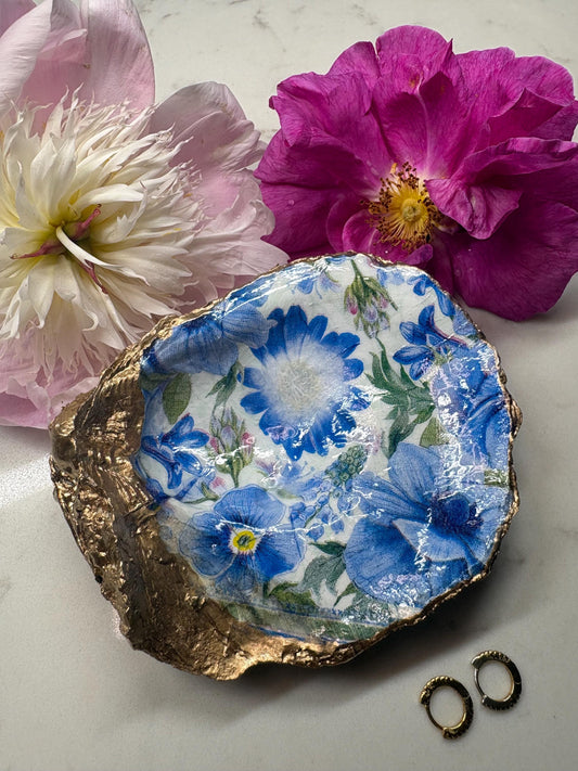 Gold Rimmed Oyster Shell Dish – Blue Floral Decoupage Ring Holder – Boho Jewellery Tray