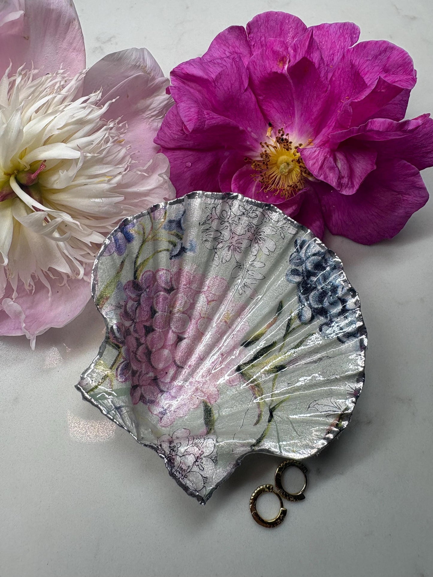 Decoupage Scallop Shell Trinket Dish | Hyacinth Floral, Silver Chrome Edge, Ring Holder