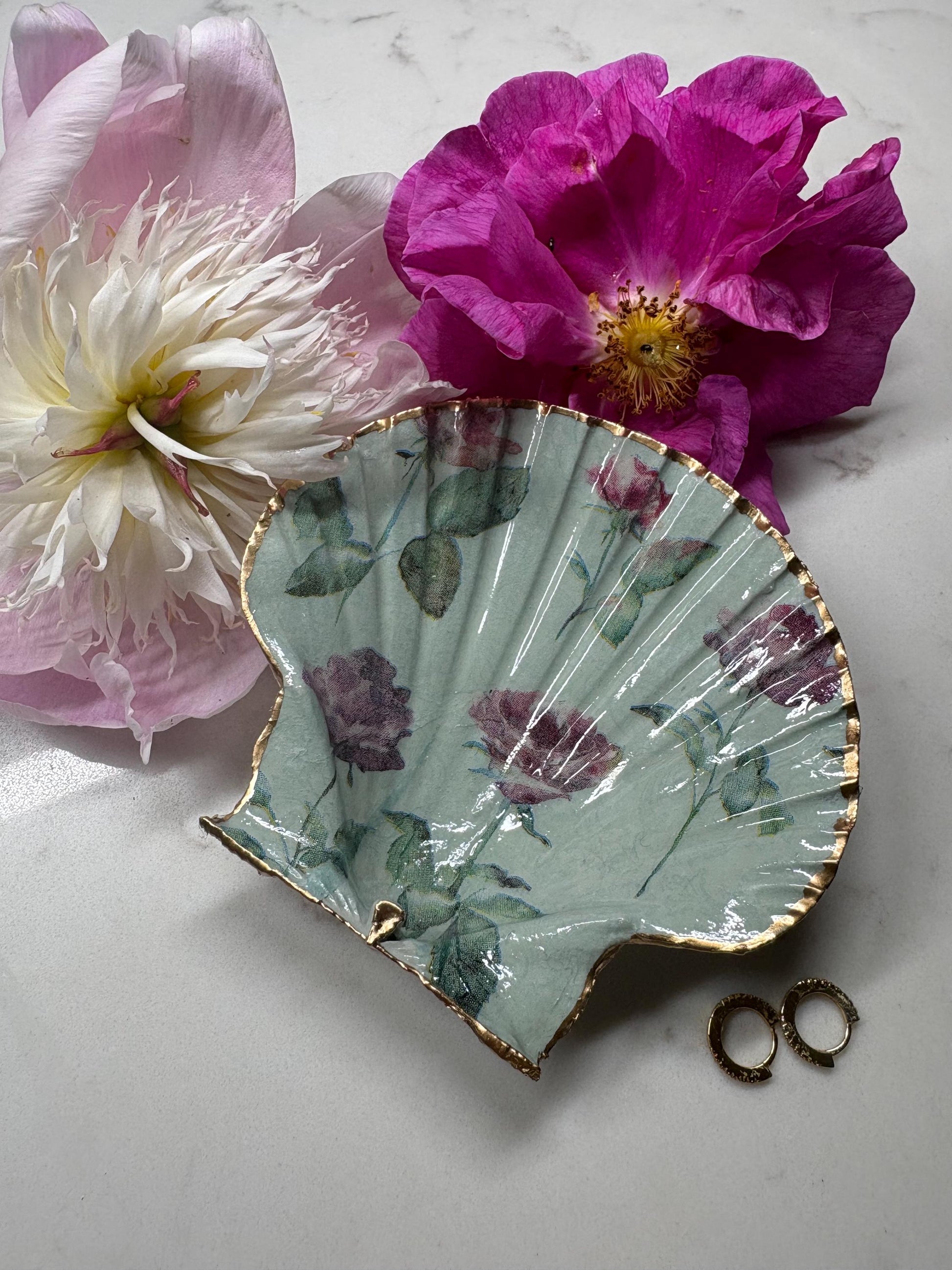 Decoupage Scallop Shell Trinket Dish | Vintage Rose Gold Edge Jewellery Holder