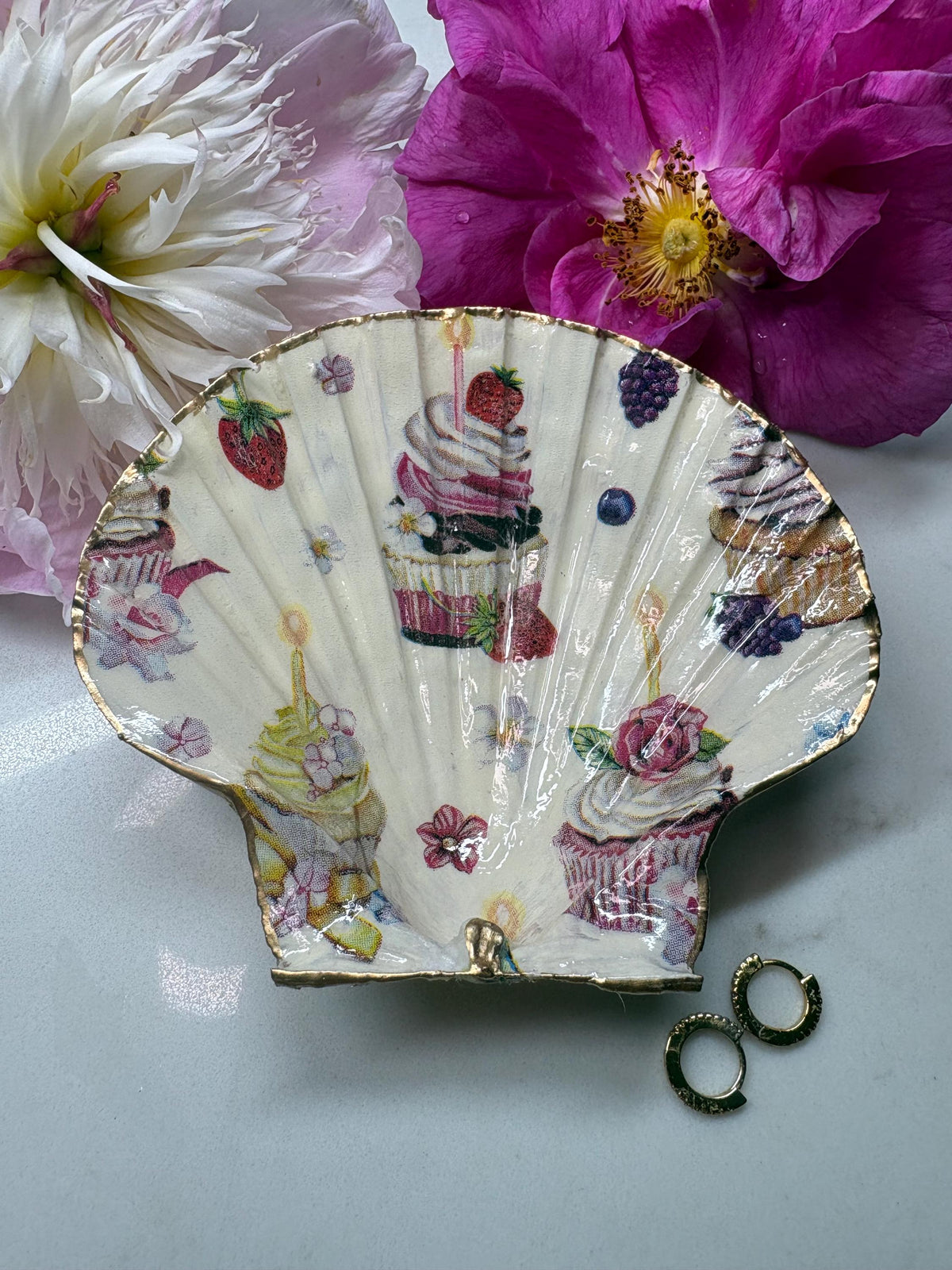 Decoupage Scallop Shell Ring Dish | Birthday Cupcake Trinket Holder, Gold Gilded Edge