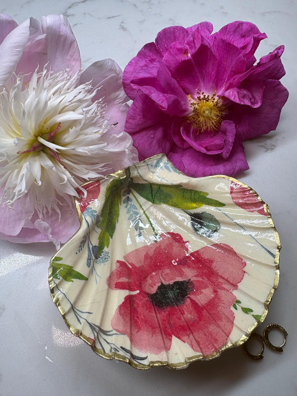 Poppy Decoupage Scallop Shell Ring Dish | Botanical Jewellery Holder, Gold Edge