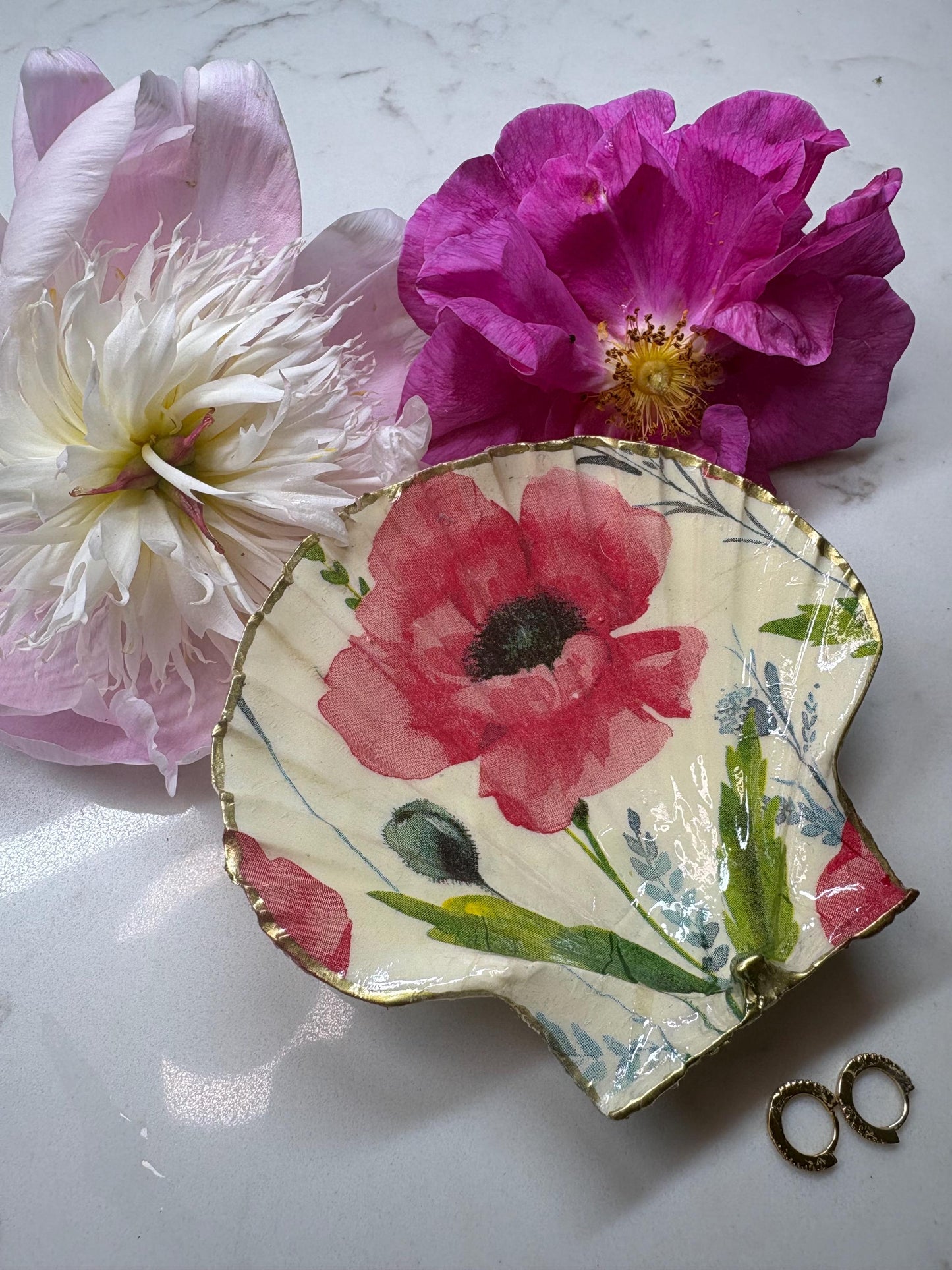 Poppy Decoupage Scallop Shell Ring Dish | Botanical Jewellery Holder, Gold Edge