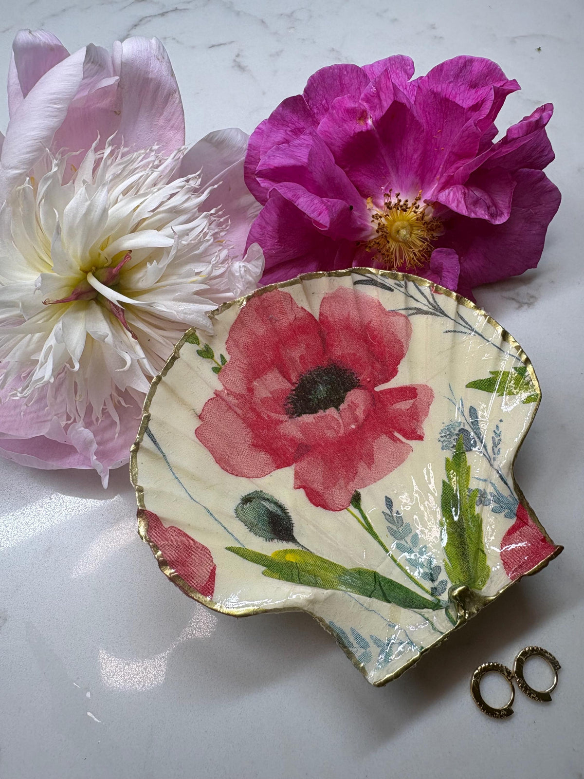 Poppy Decoupage Scallop Shell Ring Dish | Botanical Jewellery Holder, Gold Edge