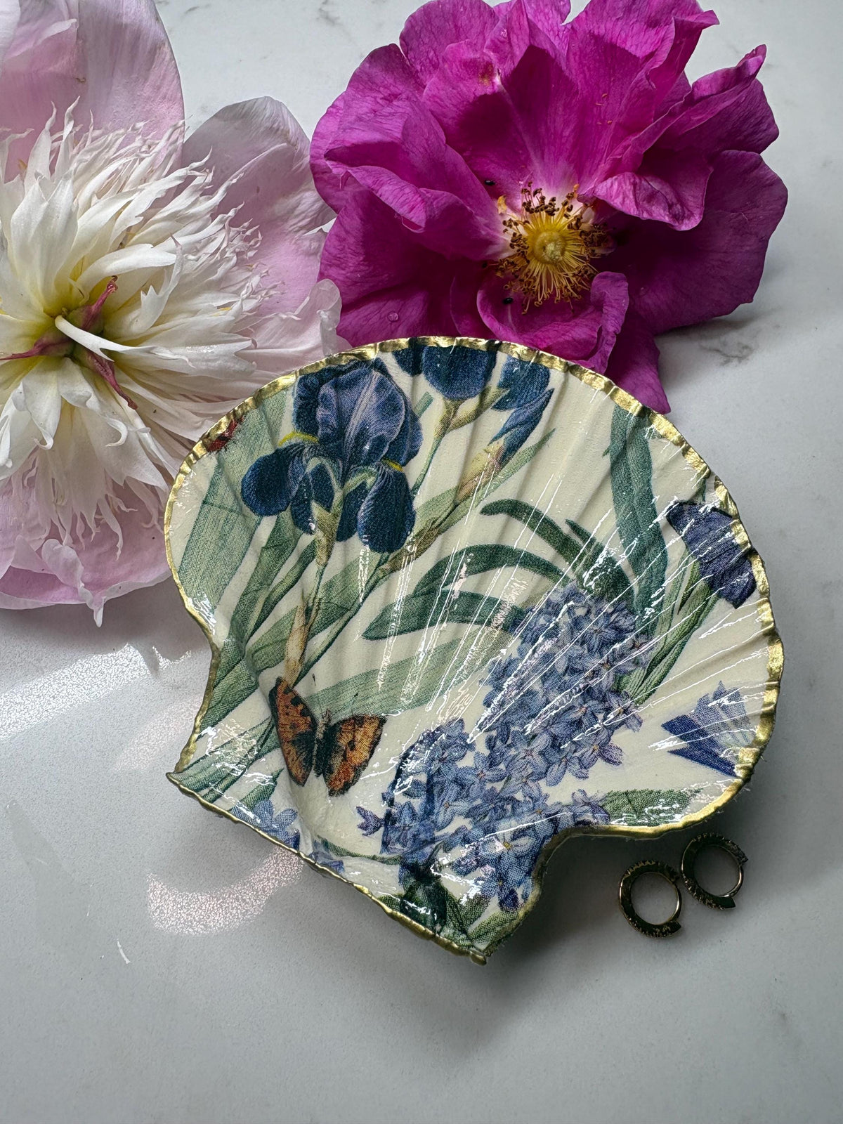 Decoupage Scallop Shell Trinket Dish | Botanical Iris Hyacinth Ring Holder