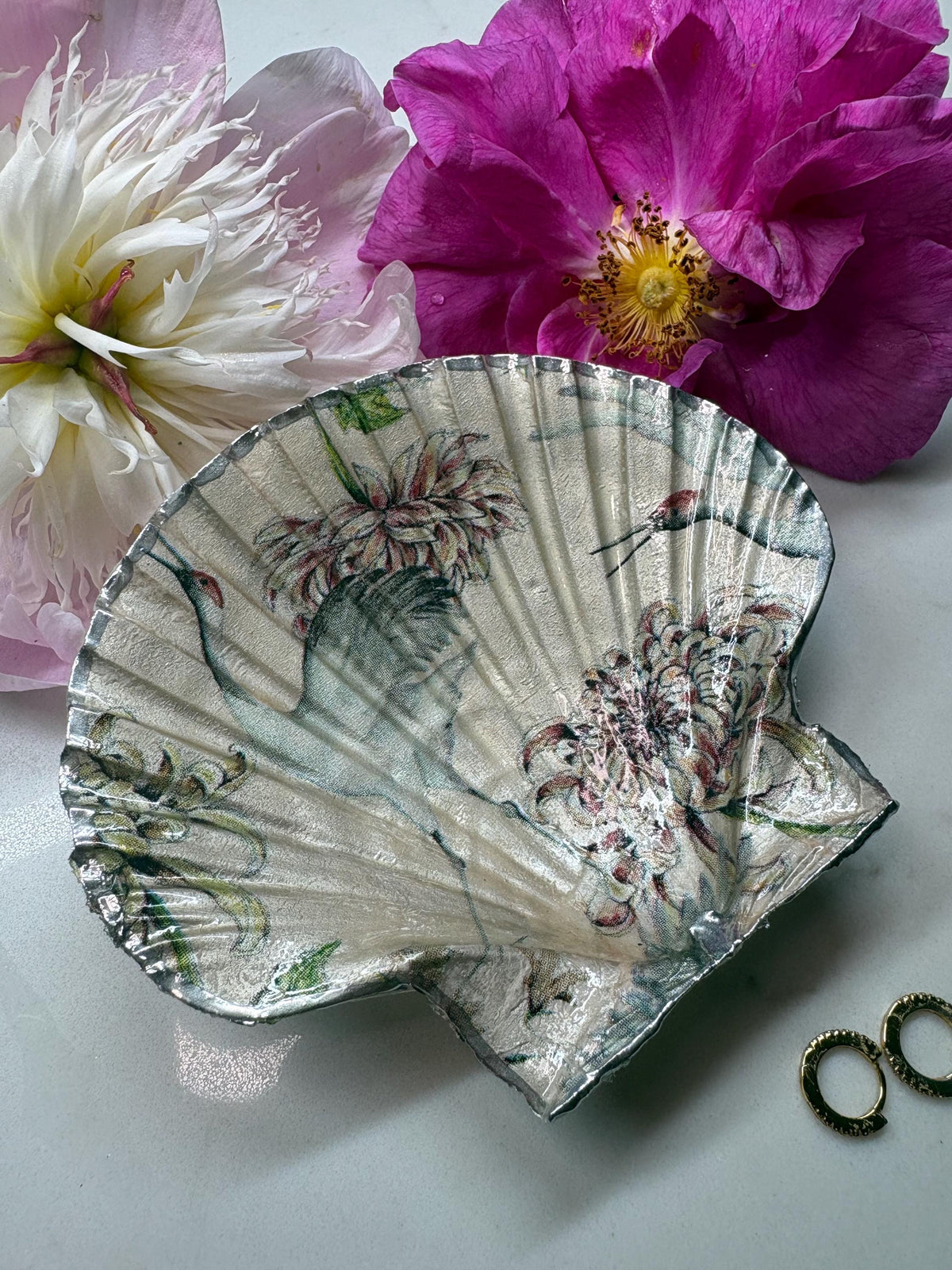 Silver Leaf Scallop Shell Trinket Dish | Chinoiserie Crane, Chrysanthemum | Ring Holder