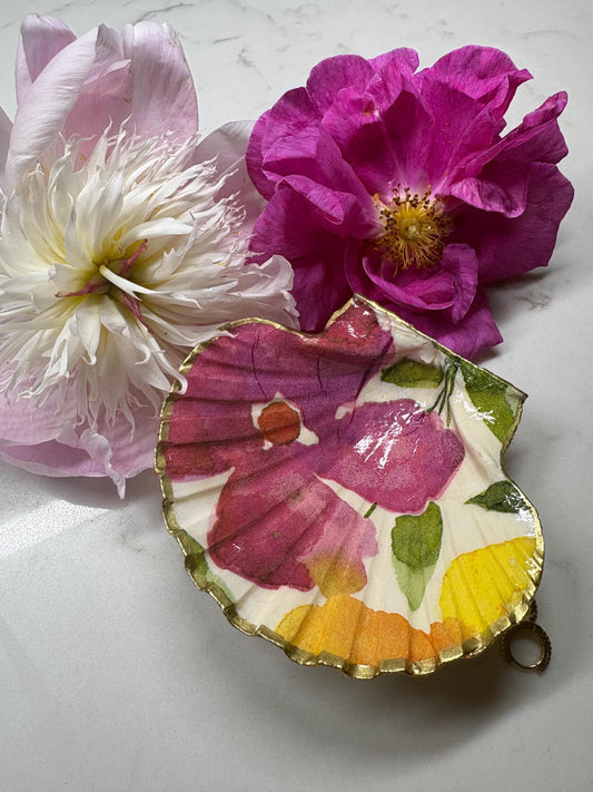 Decoupage Scallop Shell Trinket Dish | Wild Rose Floral Design, Gold Edge, Cottagecore Ring Holder
