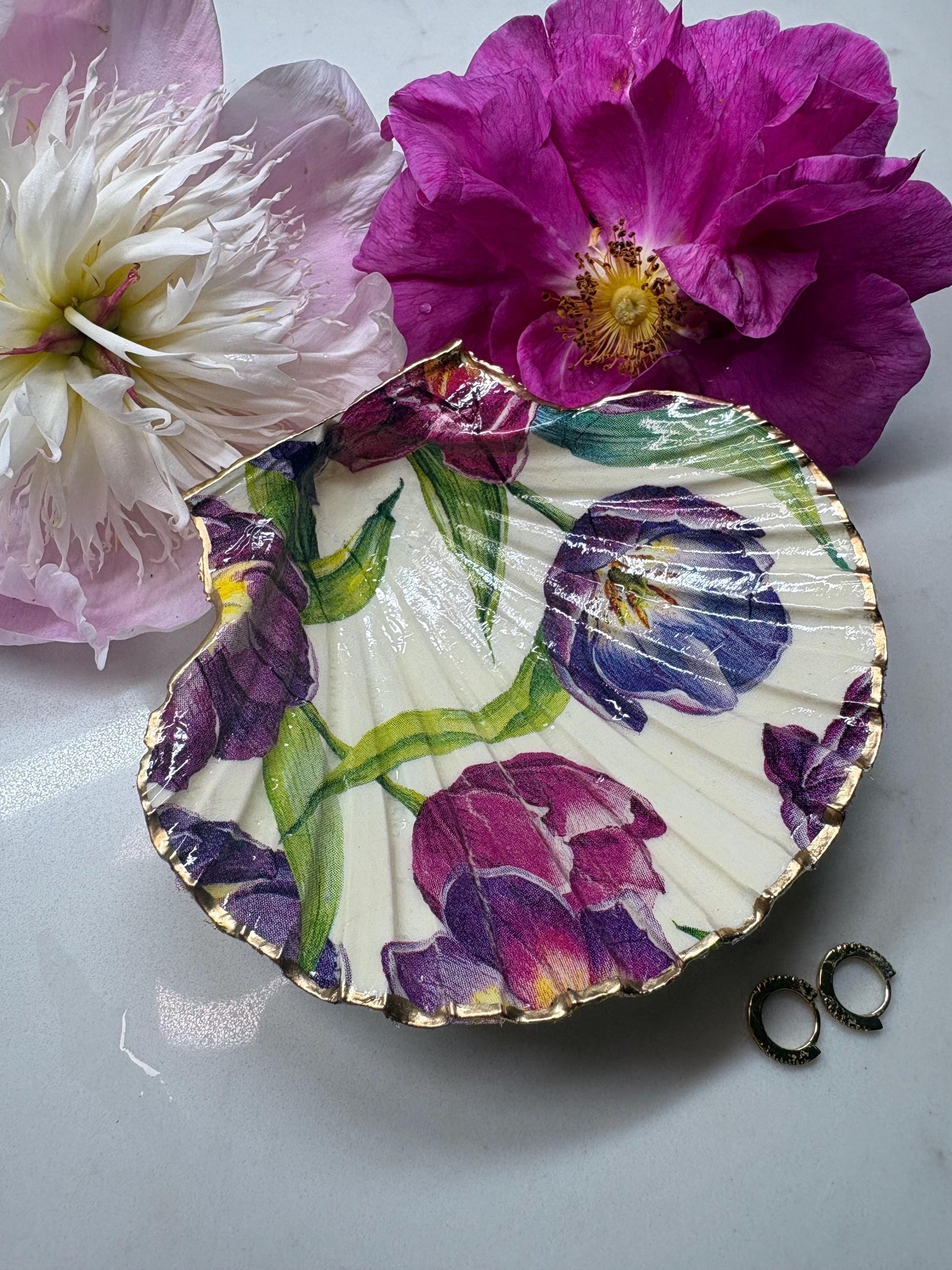 Purple Tulip Decoupage Scallop Shell Dish | Gold Gilded Edge Trinket Holder | Botanical Floral Decor