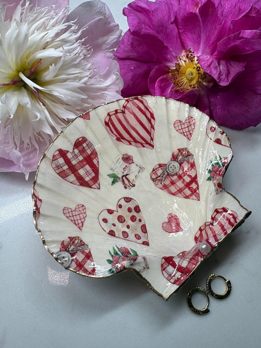 Patchwork Heart Scallop Shell Trinket Dish | Gold Edge Ring Holder | Country Cottage Decor