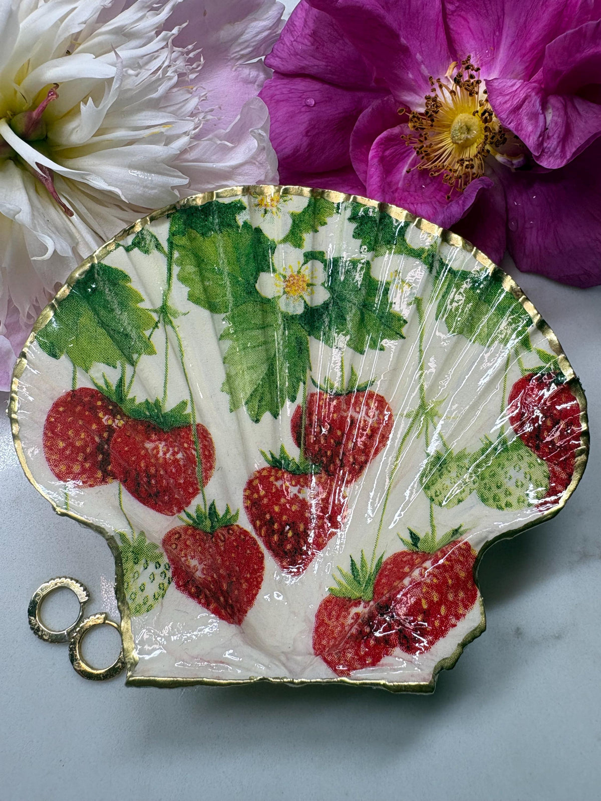 Wild Strawberry Scallop Shell Dish | Botanical Trinket Holder, Gold Edge