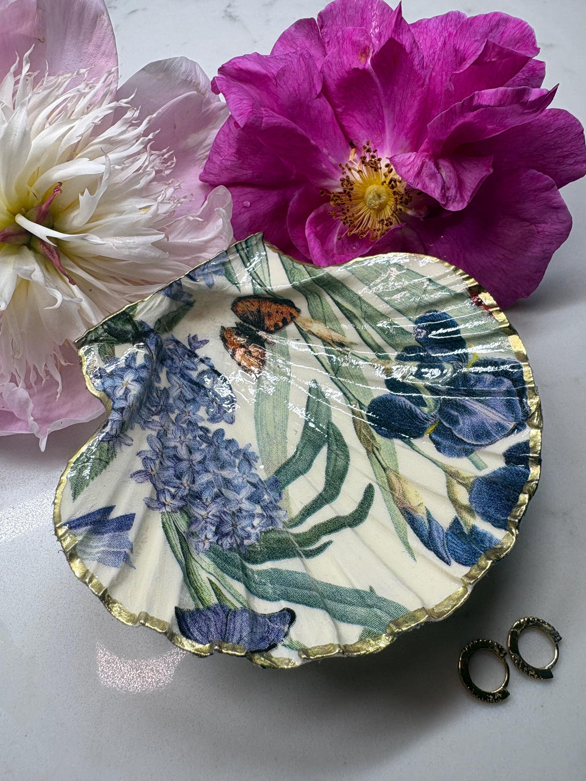 Decoupage Scallop Shell Trinket Dish | Botanical Iris Hyacinth Ring Holder