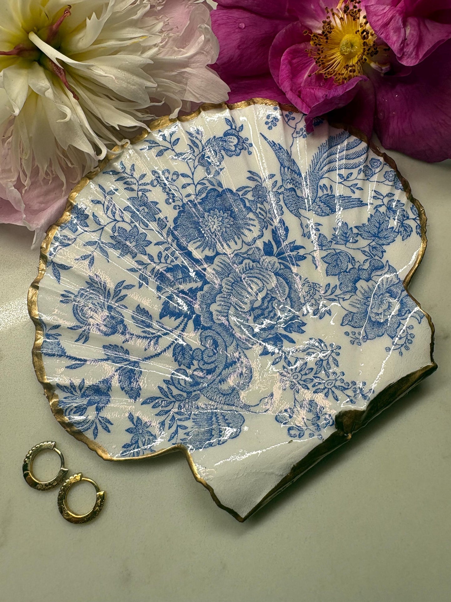 Chinoiserie Scallop Shell Trinket Dish | Blue White Bird Decoupage Ring Holder
