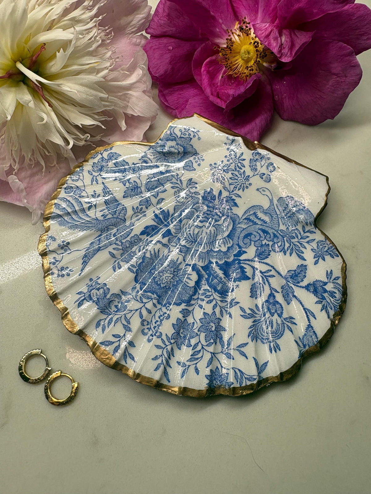Chinoiserie Scallop Shell Trinket Dish | Blue White Bird Decoupage Ring Holder