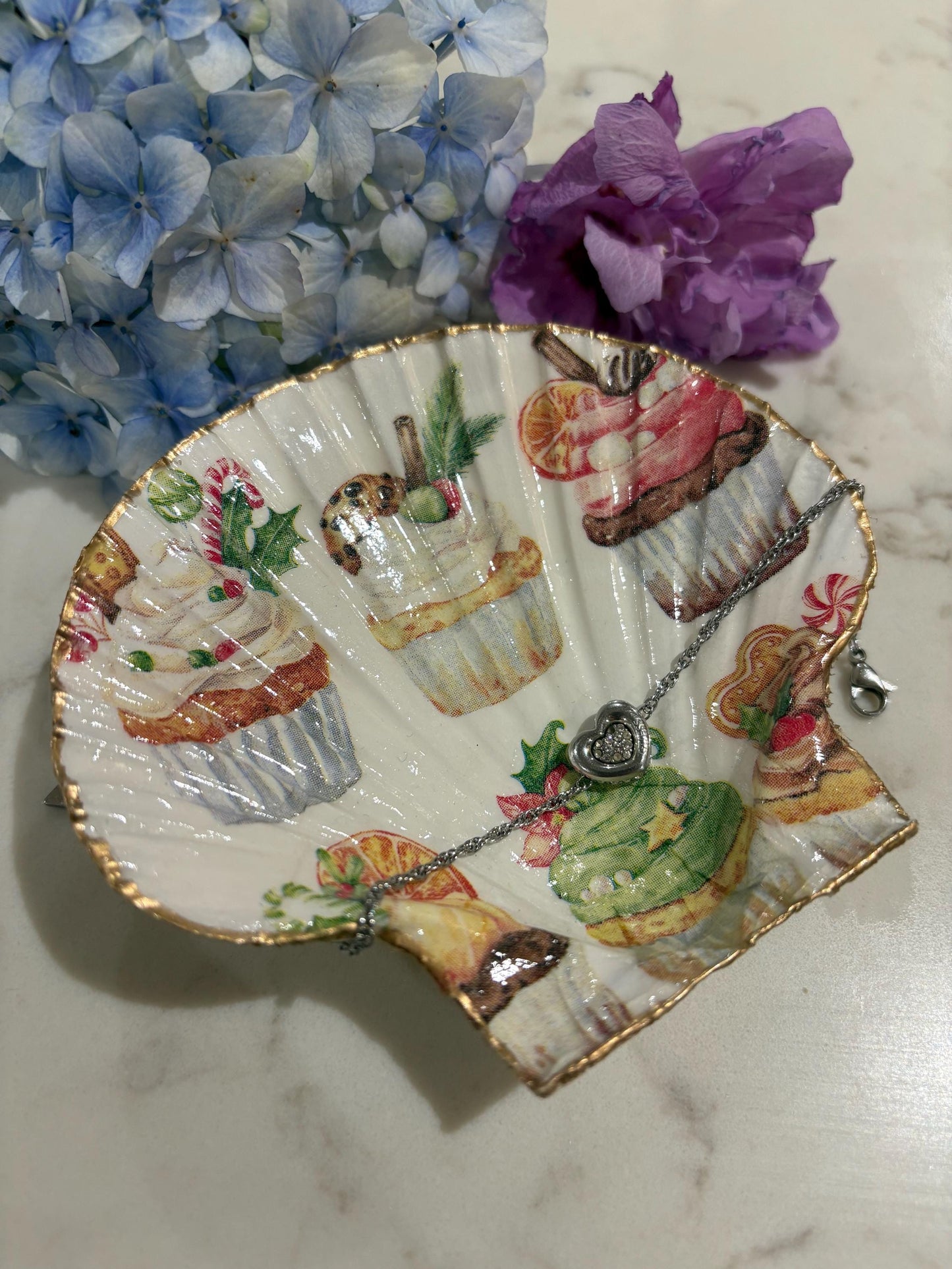 Festive Cupcake Decoupage Scallop Shell Trinket Dish | Gold Edge Jewellery Holder